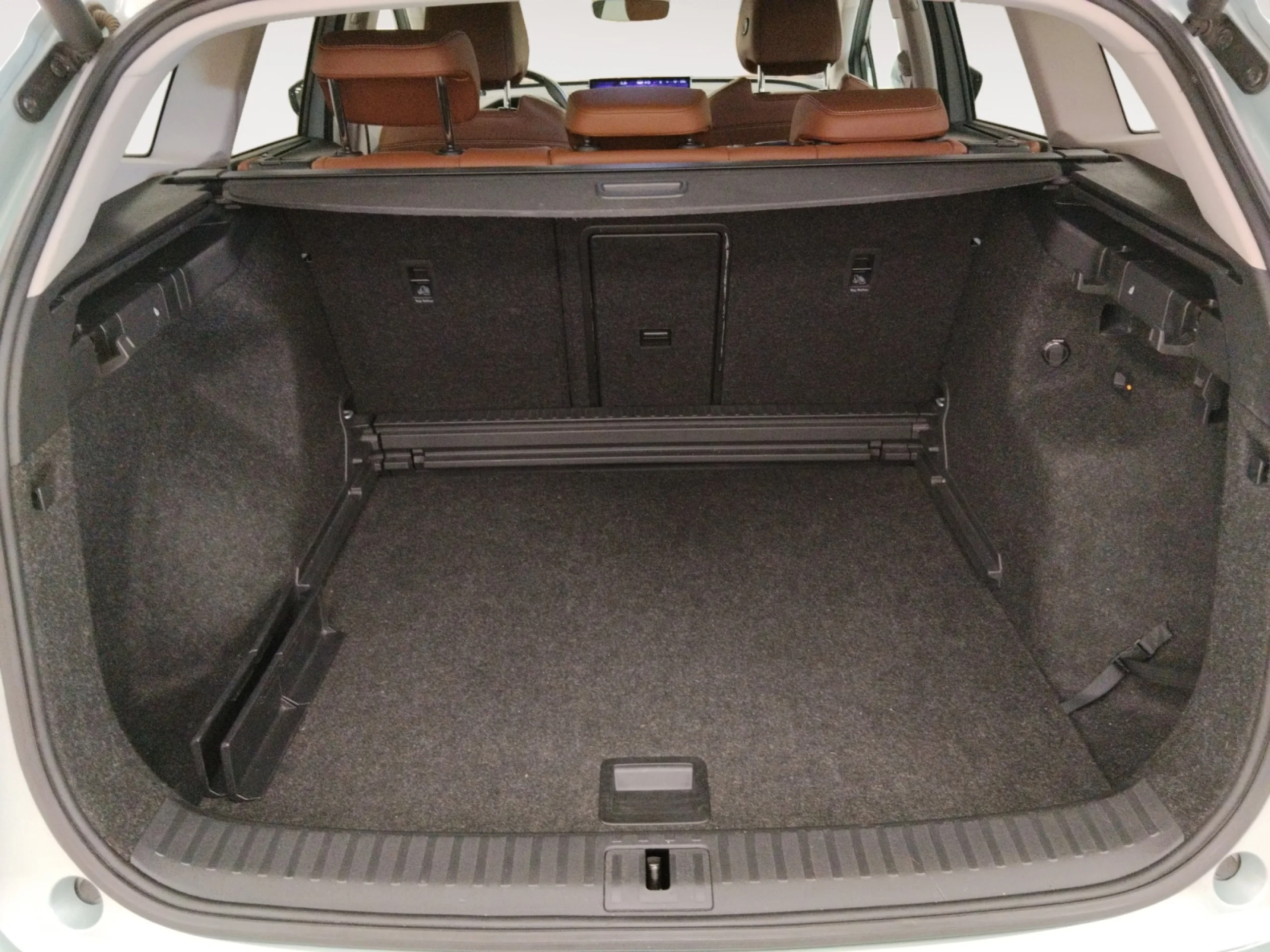 SKODA ENYAQ IV 80 150 KW (204 CV) 82 KWH (77 KWH NET - Foto 7