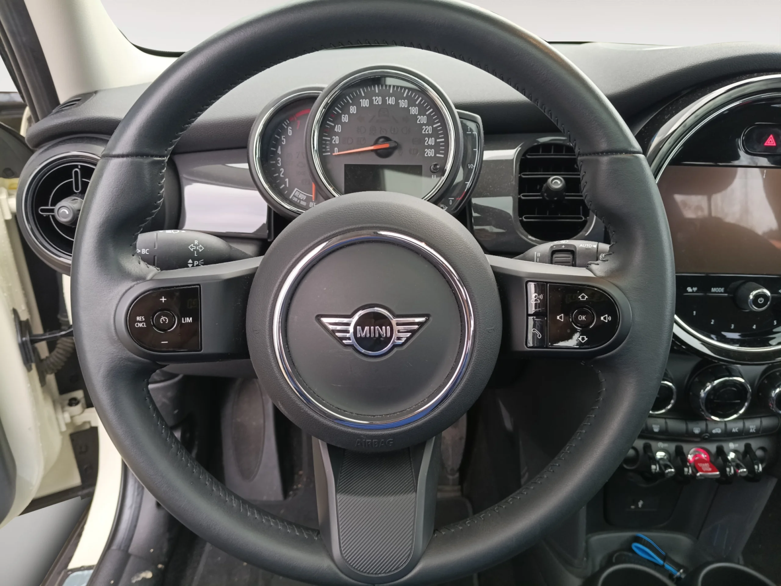 MINI MINI COOPER 5 PUERTAS - Foto 11