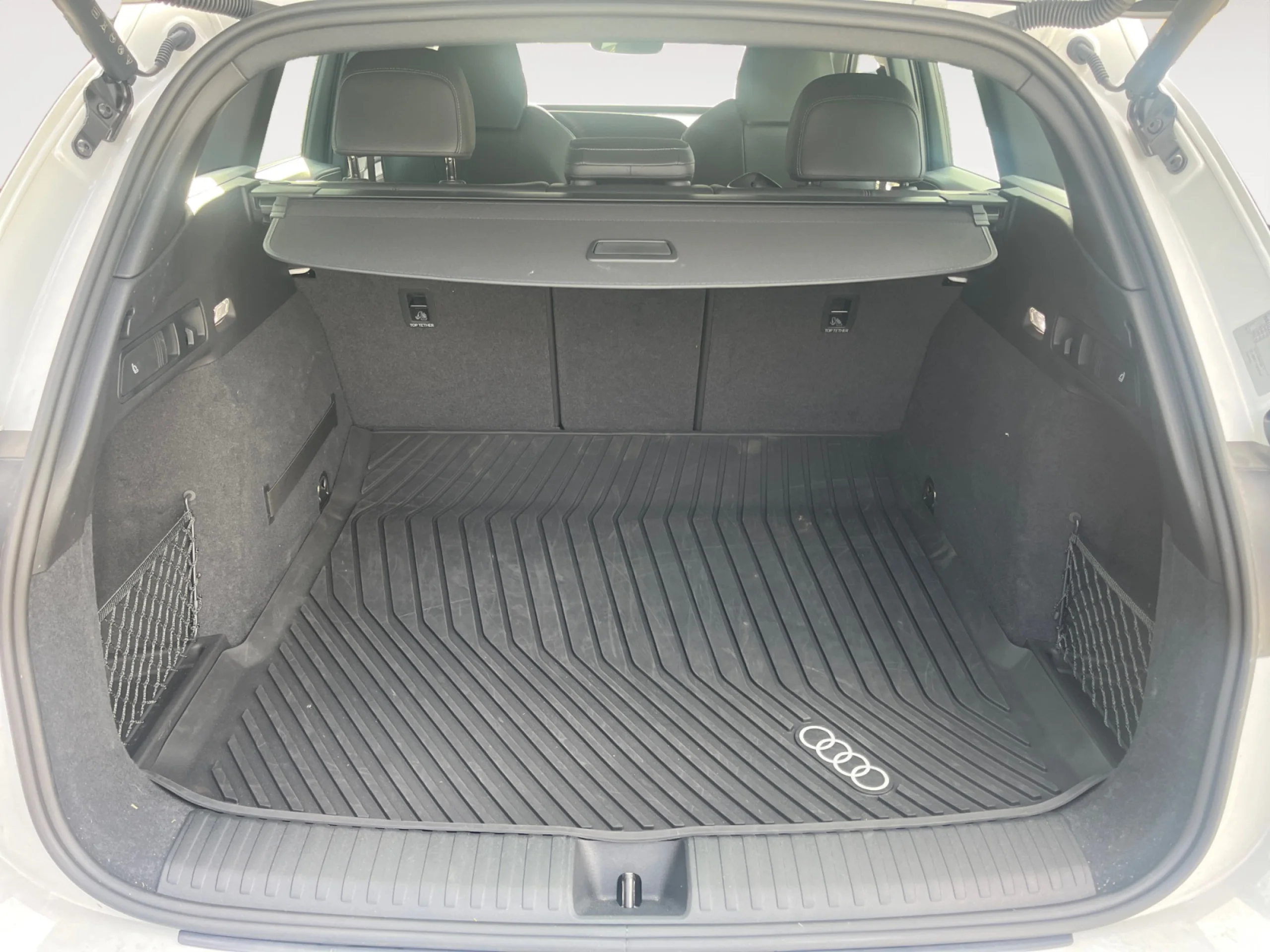 AUDI E tron Q6 SUV LAUNCH EDITION 55 E TRON QUATTRO  KW - Foto 10