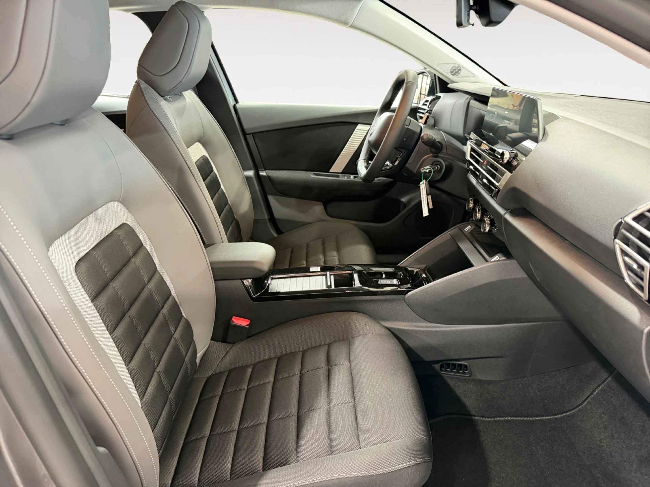 CITROEN C4 NUEVO C4 HYBRID 110 Ë DSC6 PLUS - Foto 5