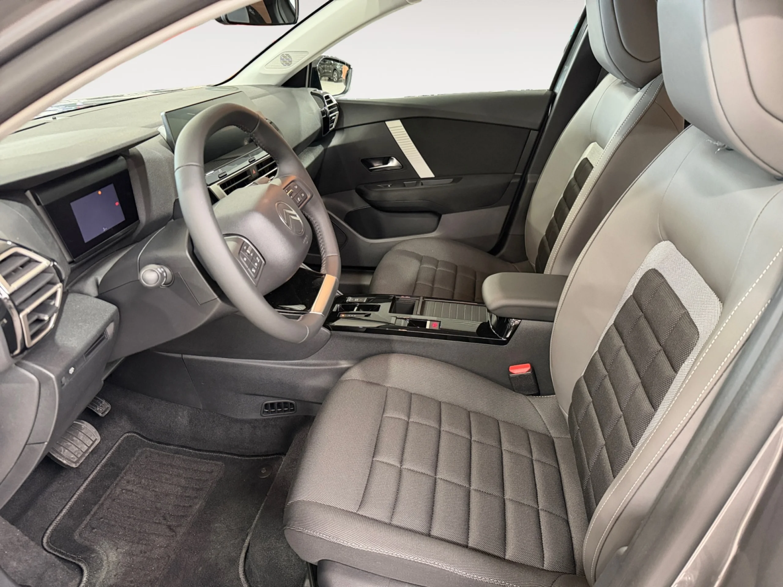 CITROEN C4 NUEVO C4 HYBRID 110 Ë DSC6 PLUS - Foto 23