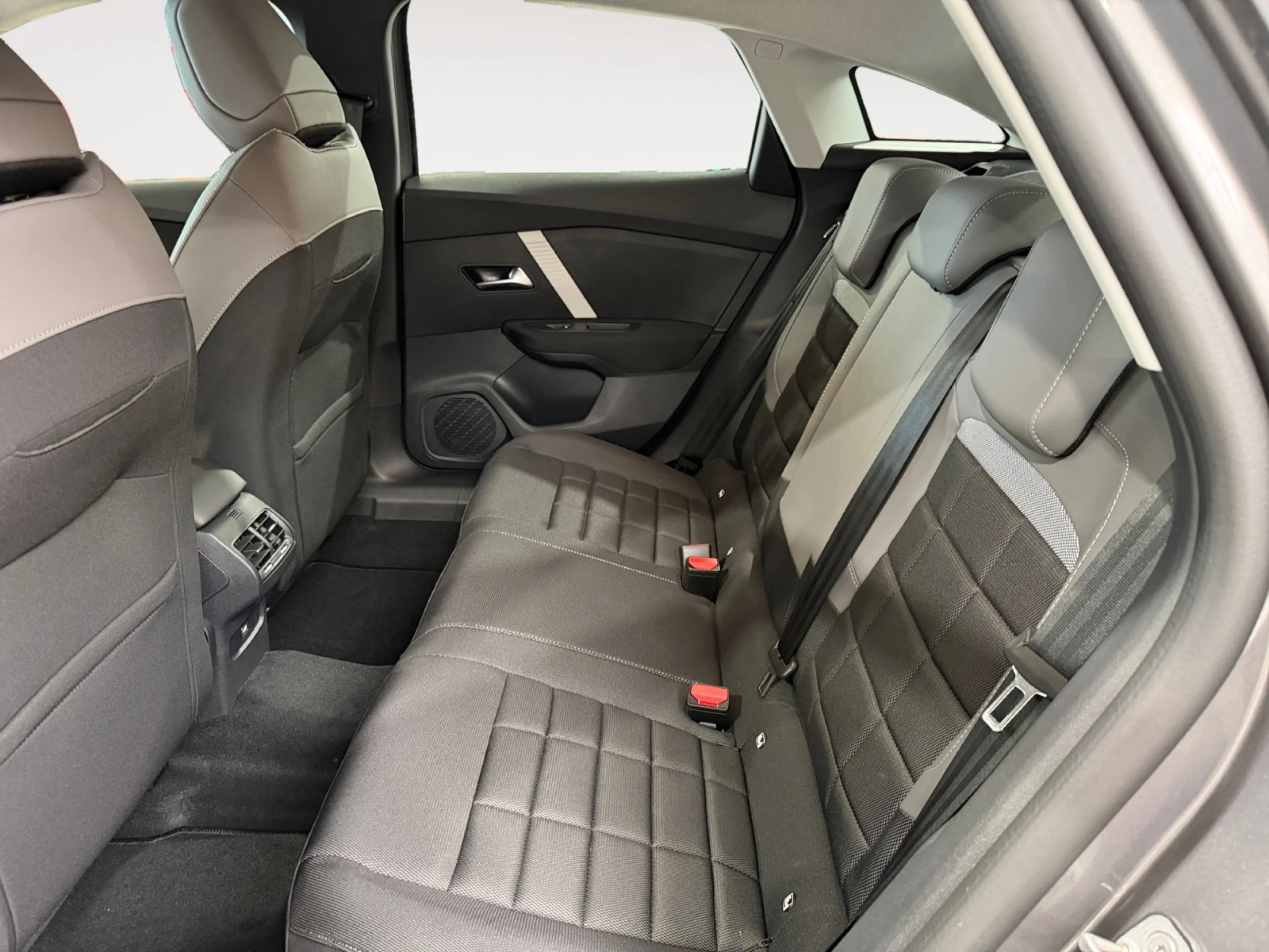 CITROEN C4 NUEVO C4 HYBRID 110 Ë DSC6 PLUS - Foto 24