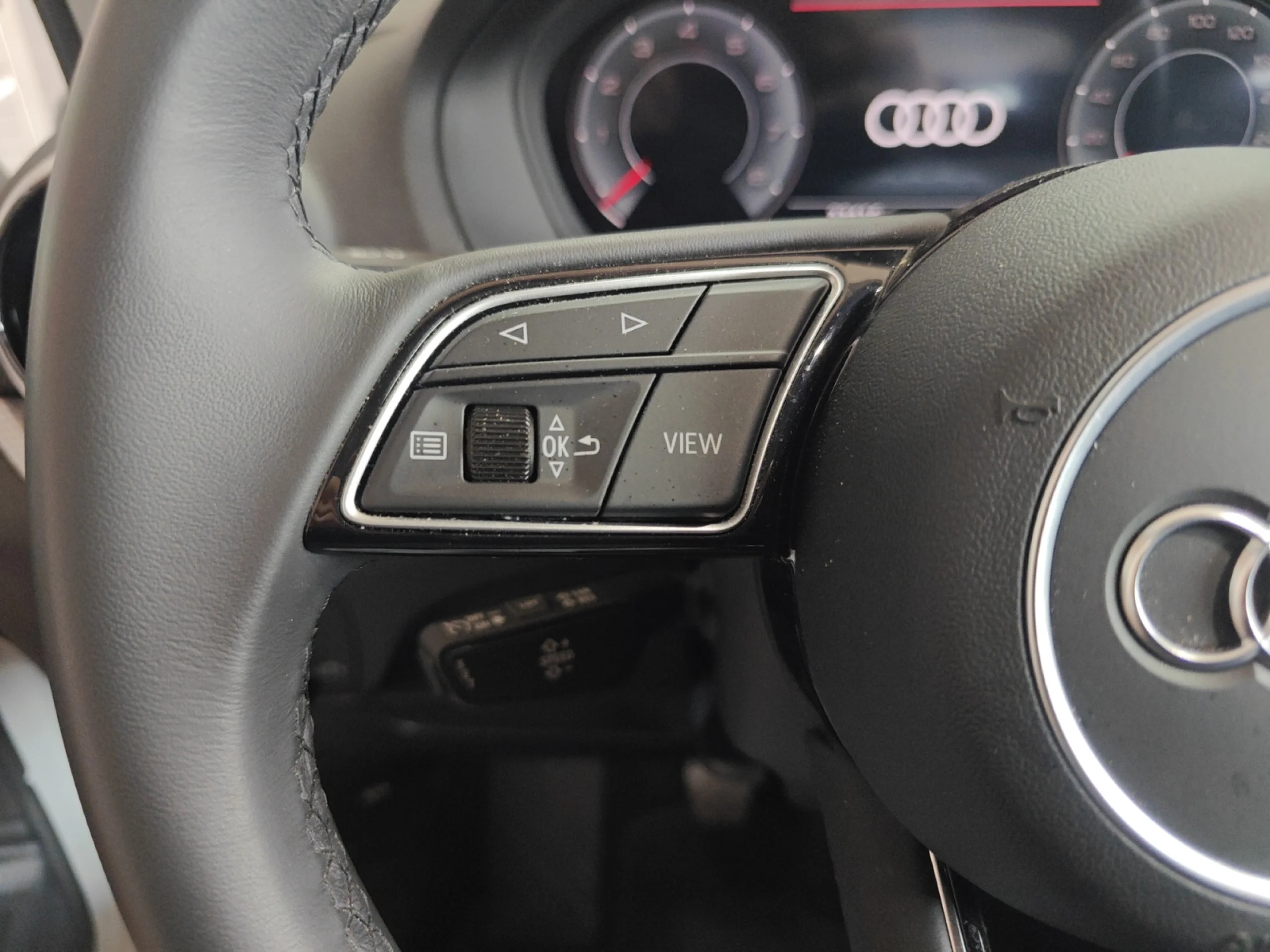 AUDI Q2 S LINE 30 TFSI 85KW (116CV) - Foto 11
