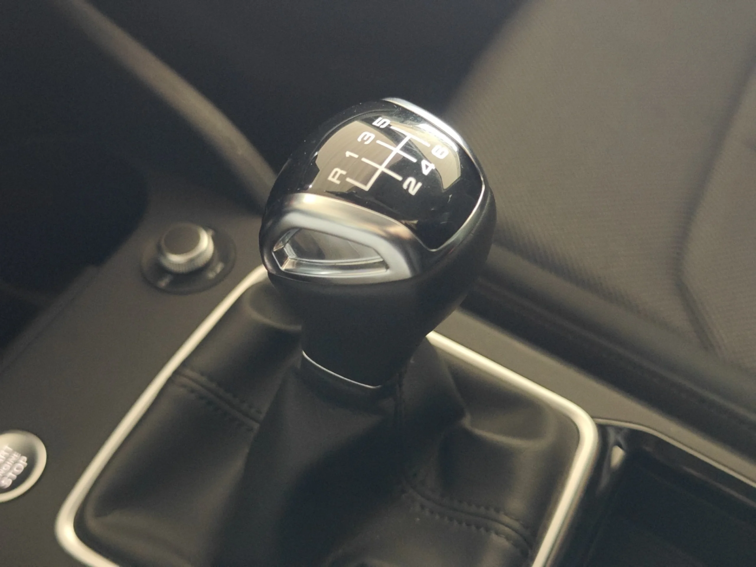 AUDI Q2 S LINE 30 TFSI 85KW (116CV) - Foto 17