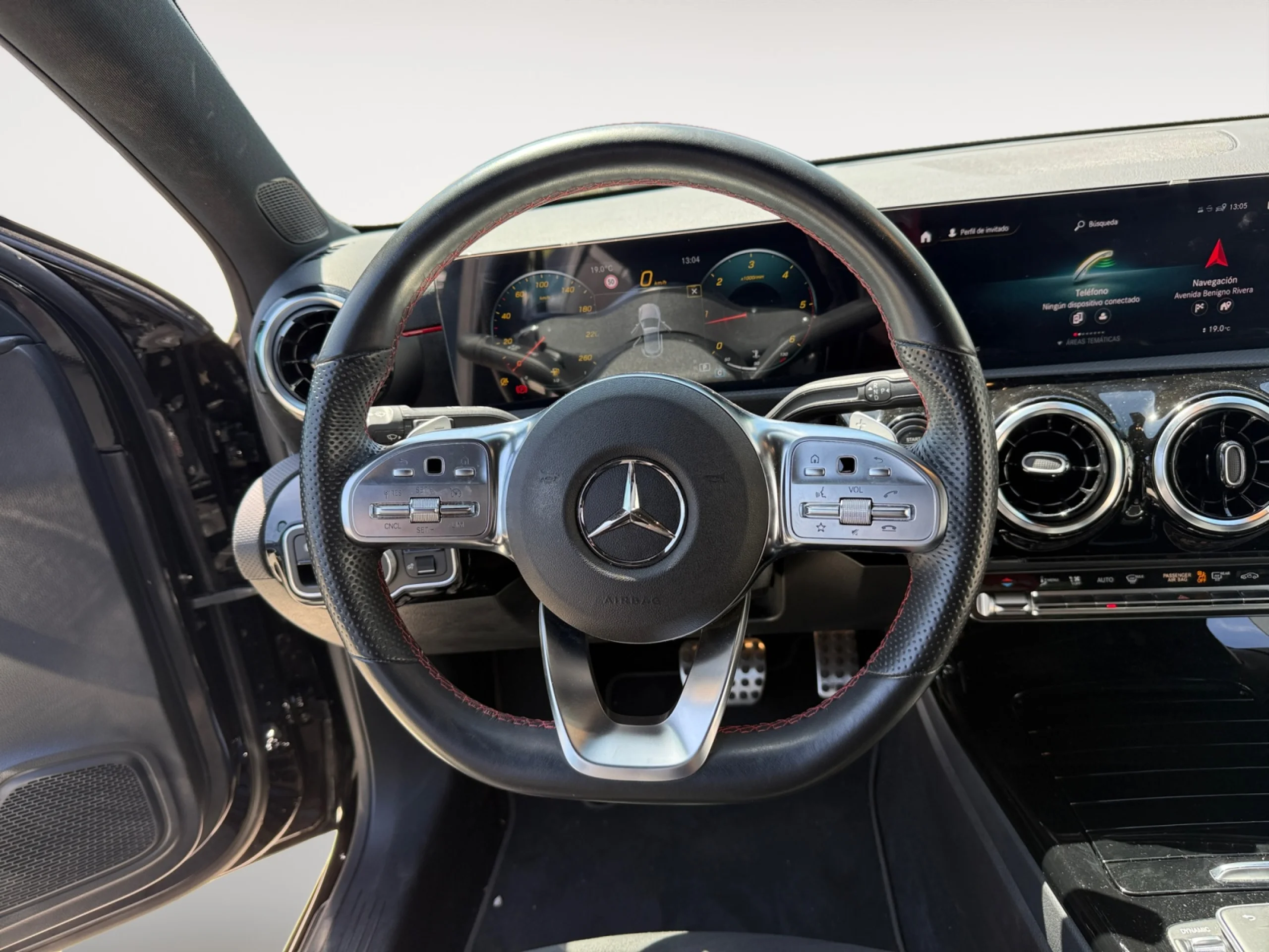 MERCEDES-BENZ CLASE A A 200 D - Foto 11