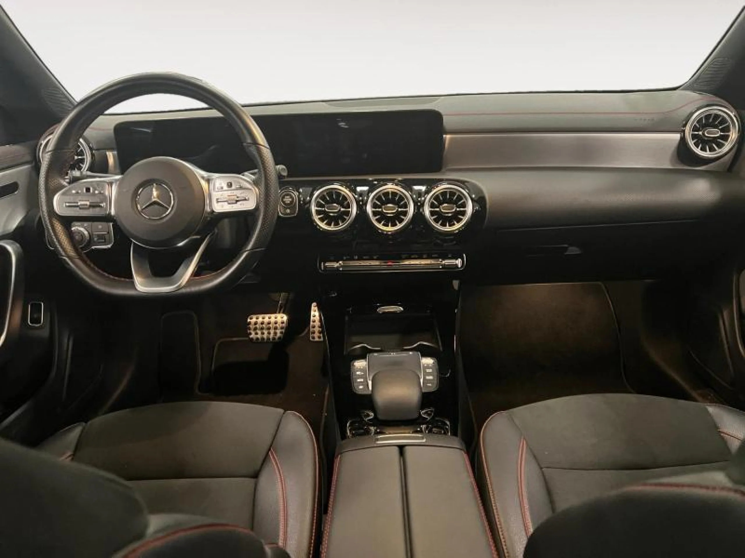 MERCEDES-BENZ CLA CLA 200 D DCT - Foto 7