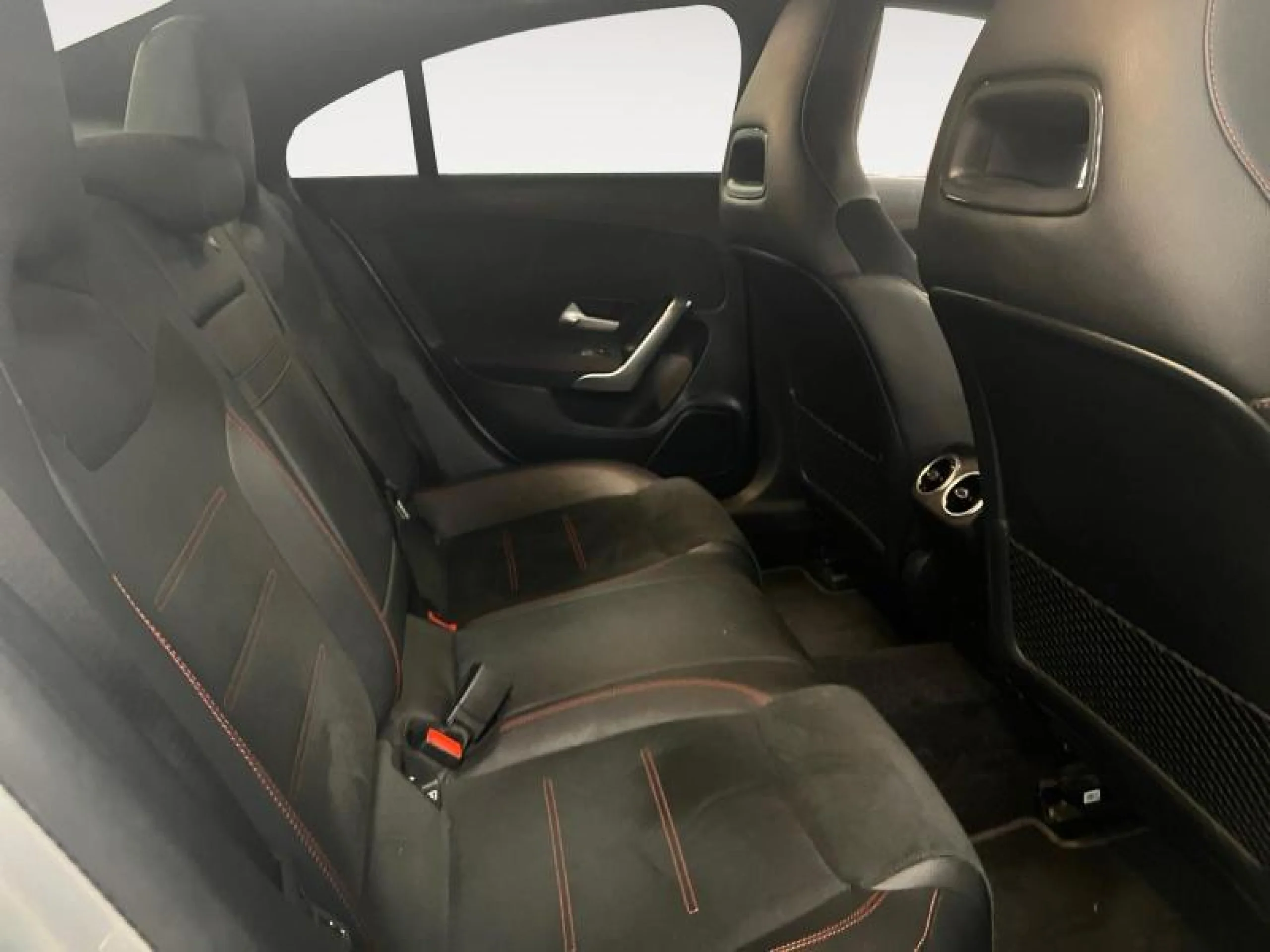 MERCEDES-BENZ CLA CLA 200 D DCT - Foto 11