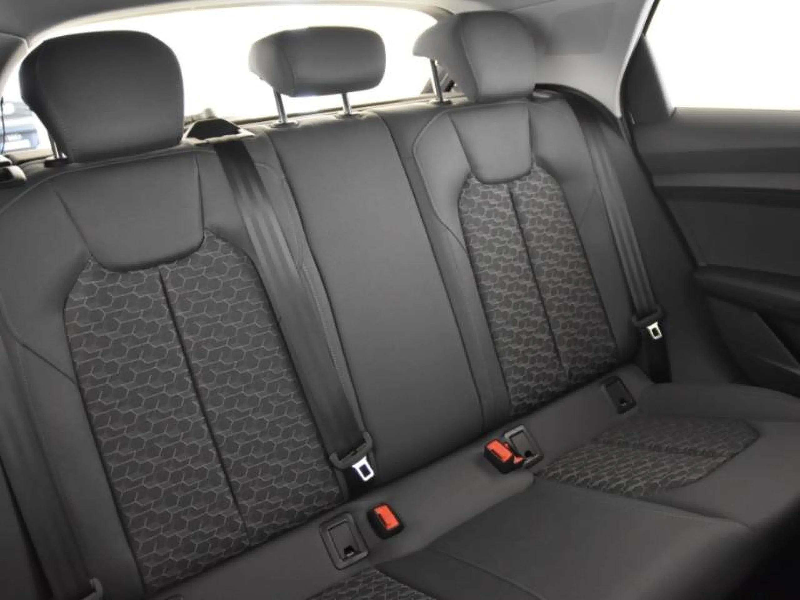 AUDI A1 SPORTBACK ADRENALIN 30 TFSI 81KW S TRON - Foto 5