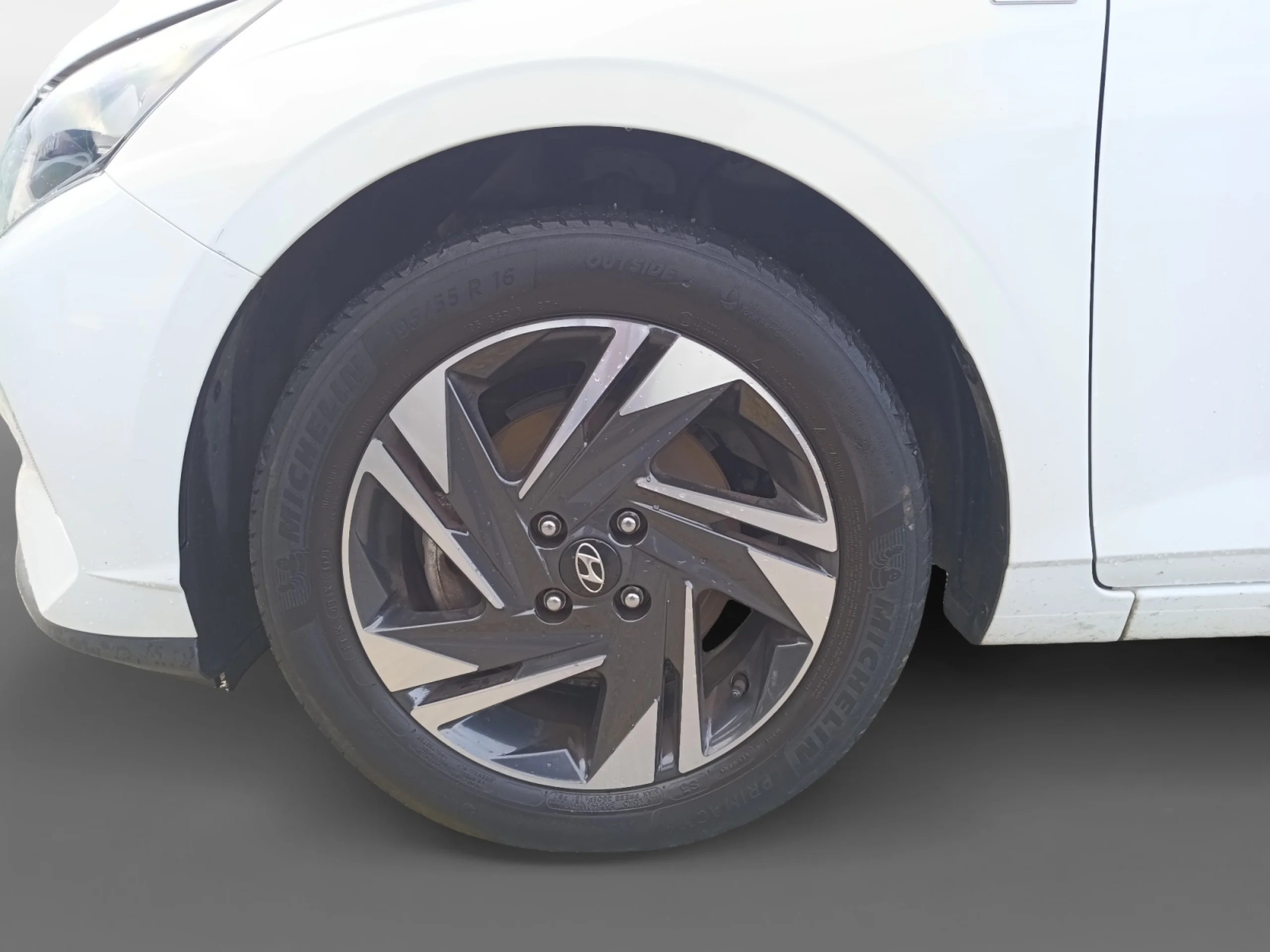 HYUNDAI I20 1.0 TGDI 74KW (100CV) 48V KLASS - Foto 8