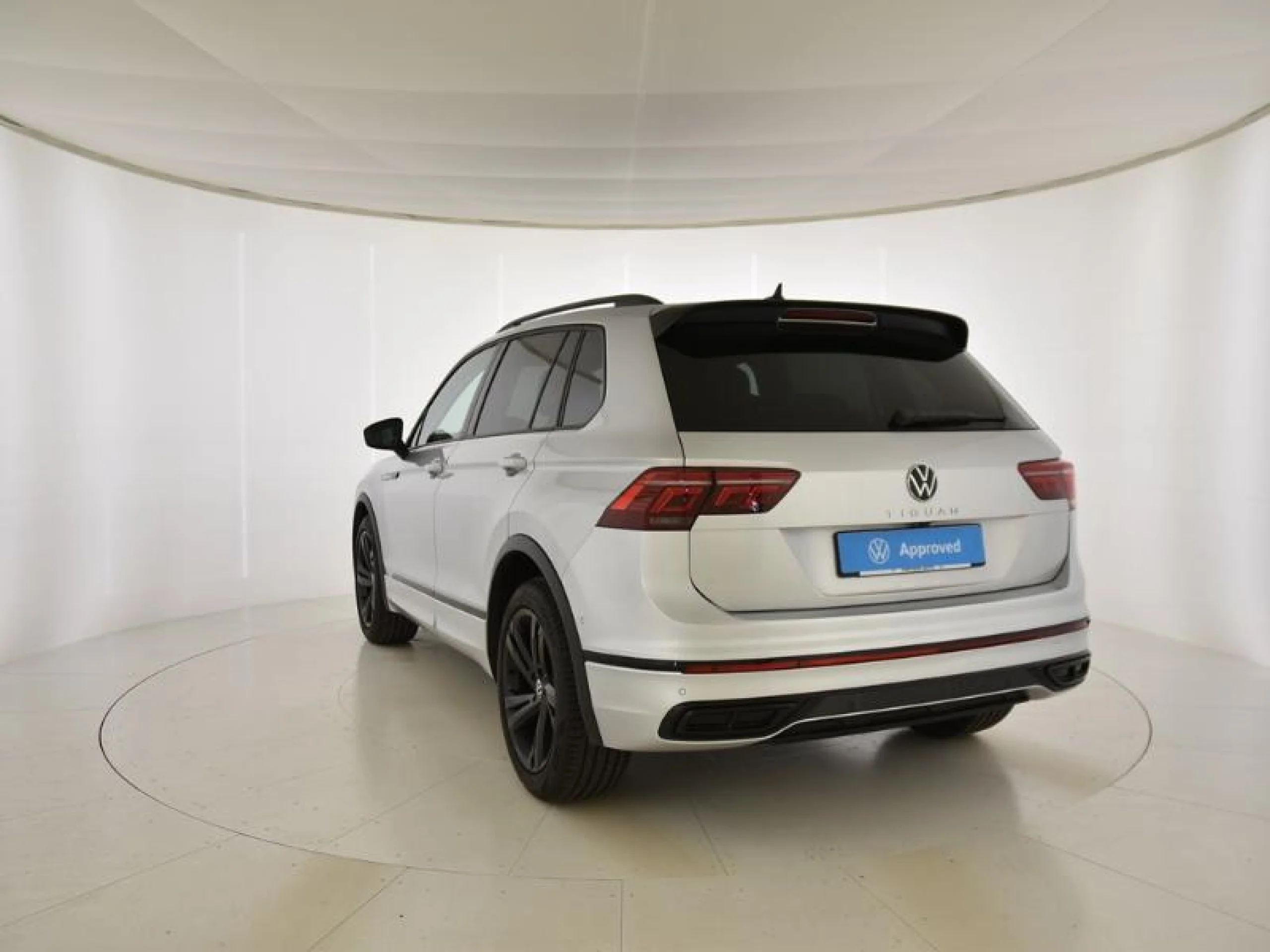 VOLKSWAGEN TIGUAN R LINE 1.5 TSI 110KW (150CV) DSG - Foto 2
