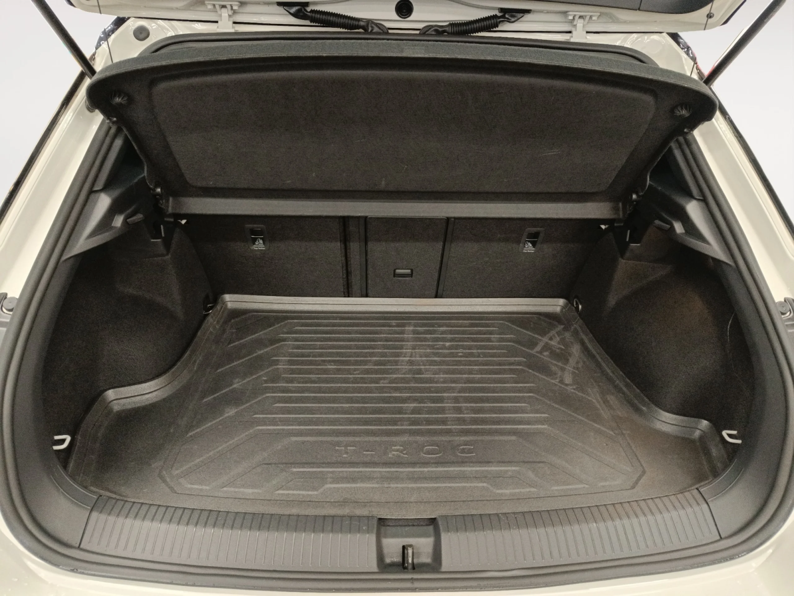 VOLKSWAGEN T ROC R LINE 1.5 TSI 110KW (150CV) - Foto 7