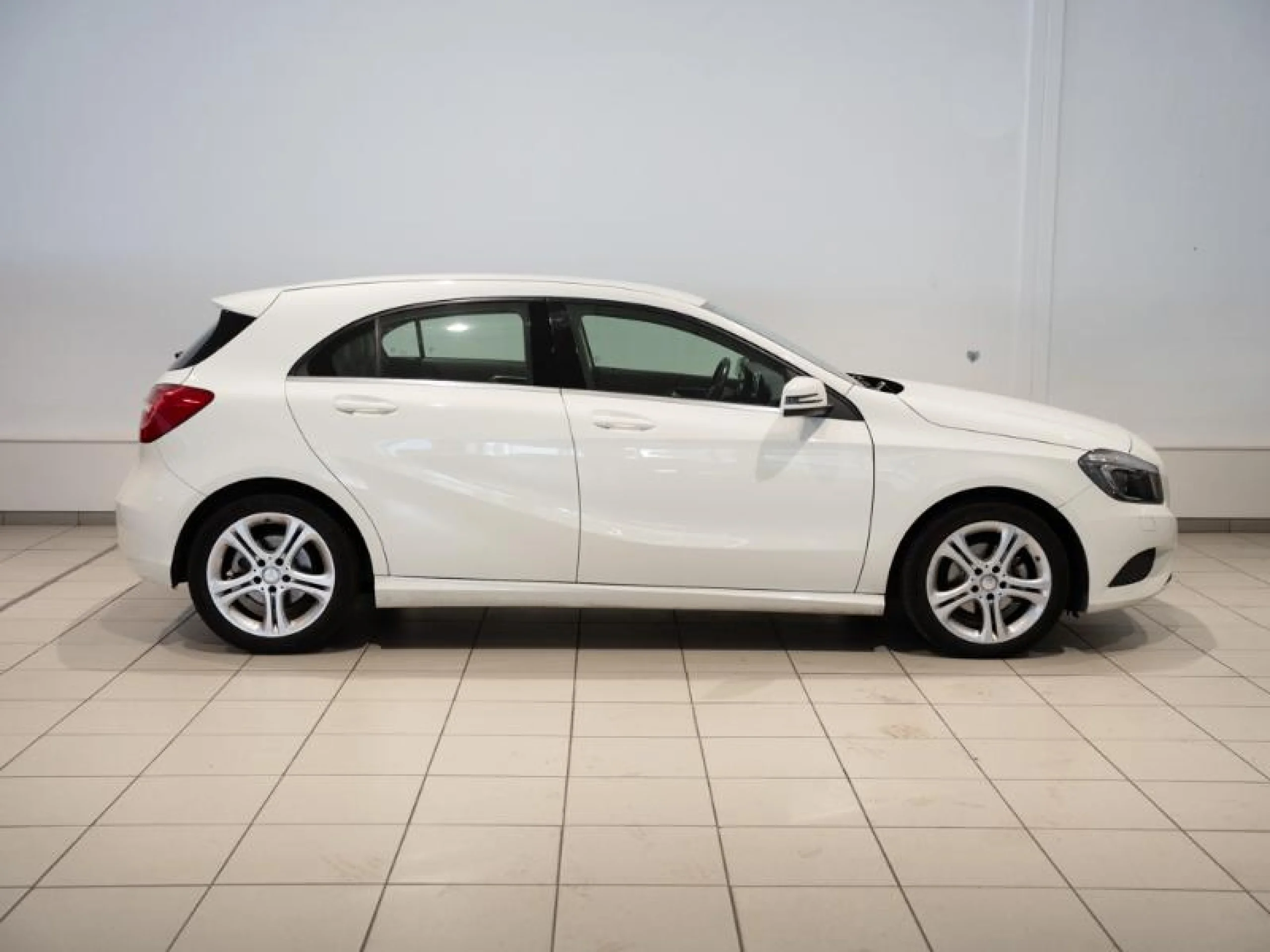 MERCEDES-BENZ CLASE A A 180 CDI STYLE - Foto 3
