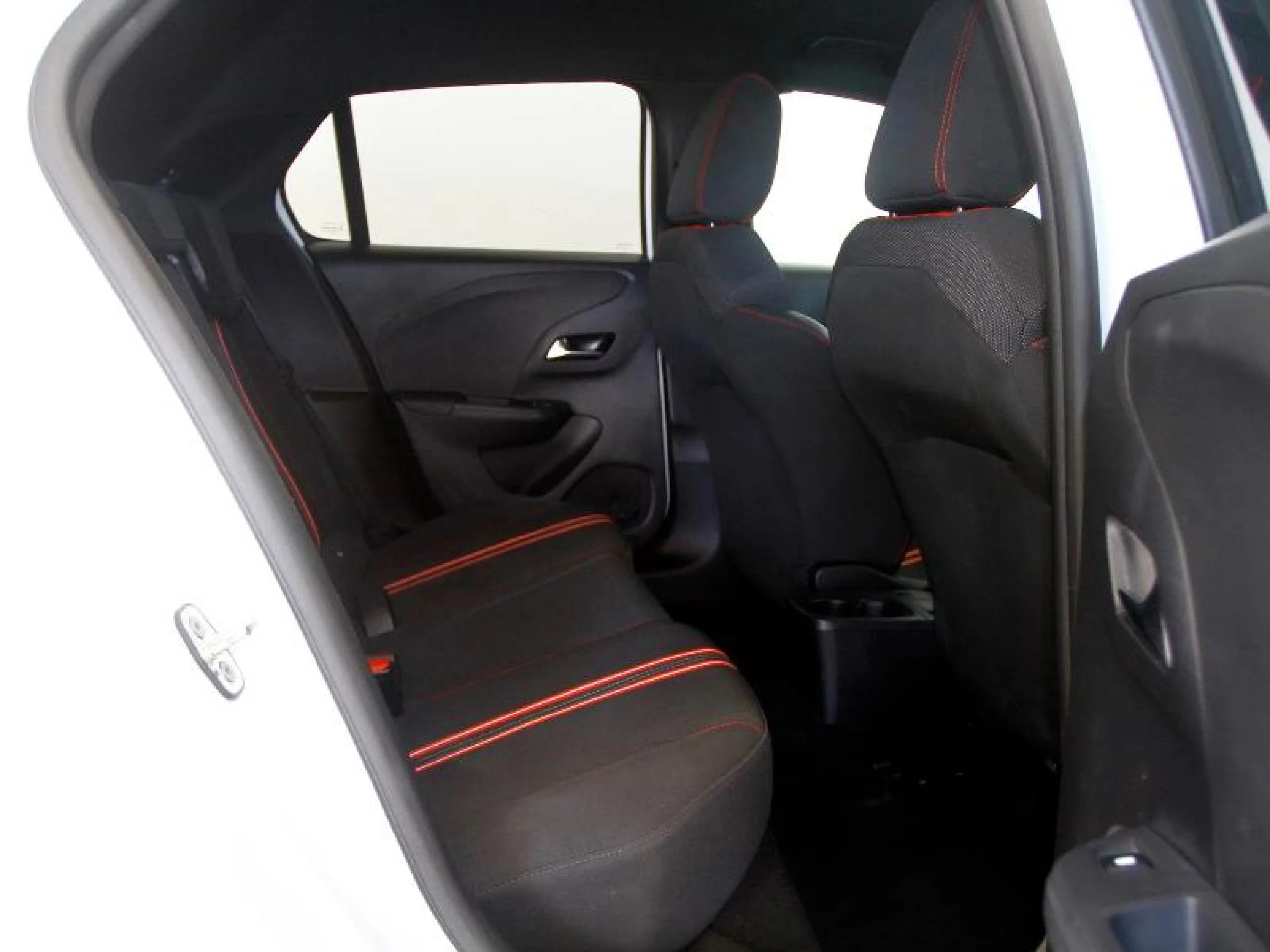 OPEL CORSA 1.2T XHL 74KW (100CV) GS - Foto 6