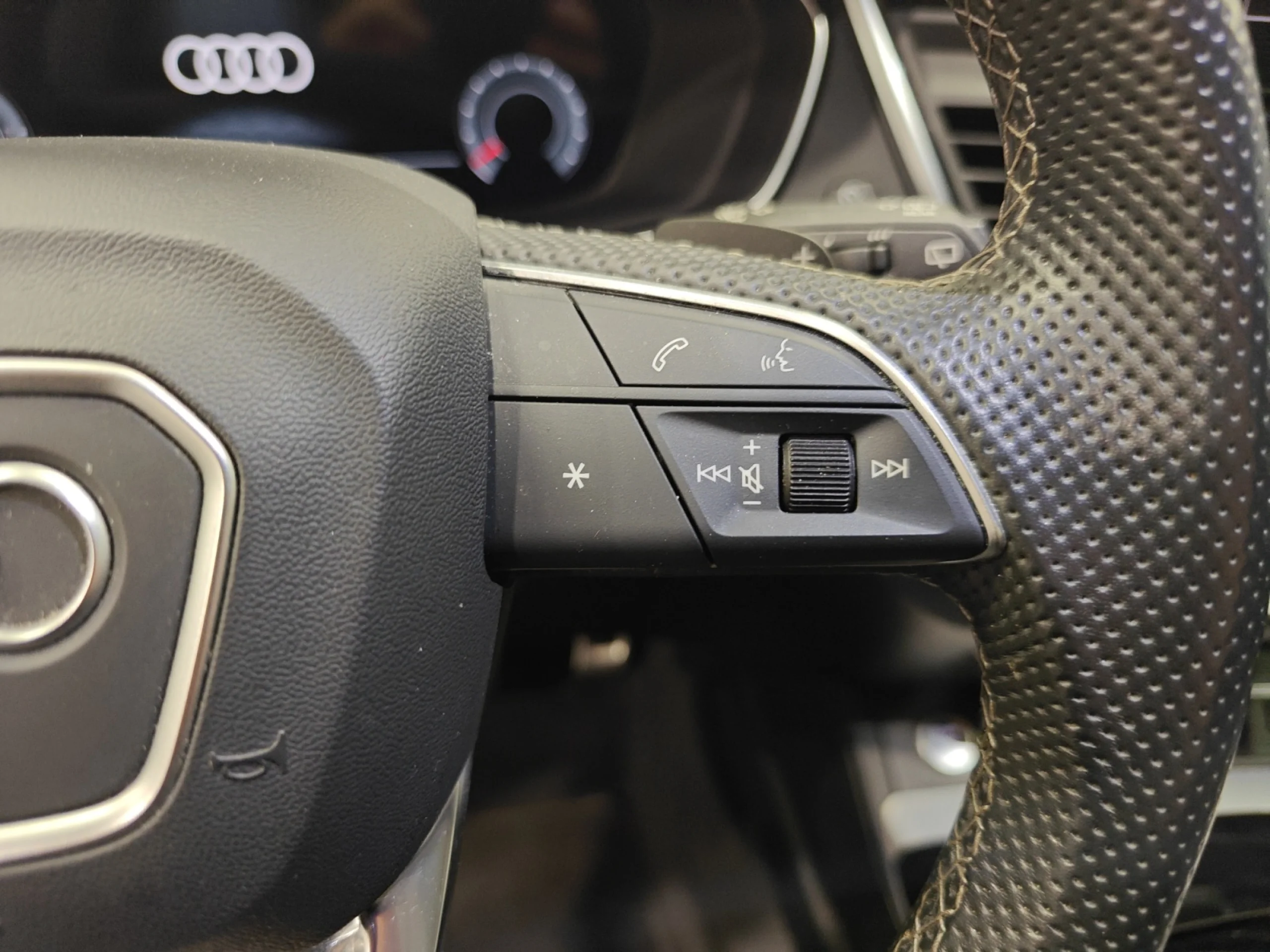 AUDI Q5 SPORTBACK BLACK LINE 35 TDI 120KW S TRONIC - Foto 10