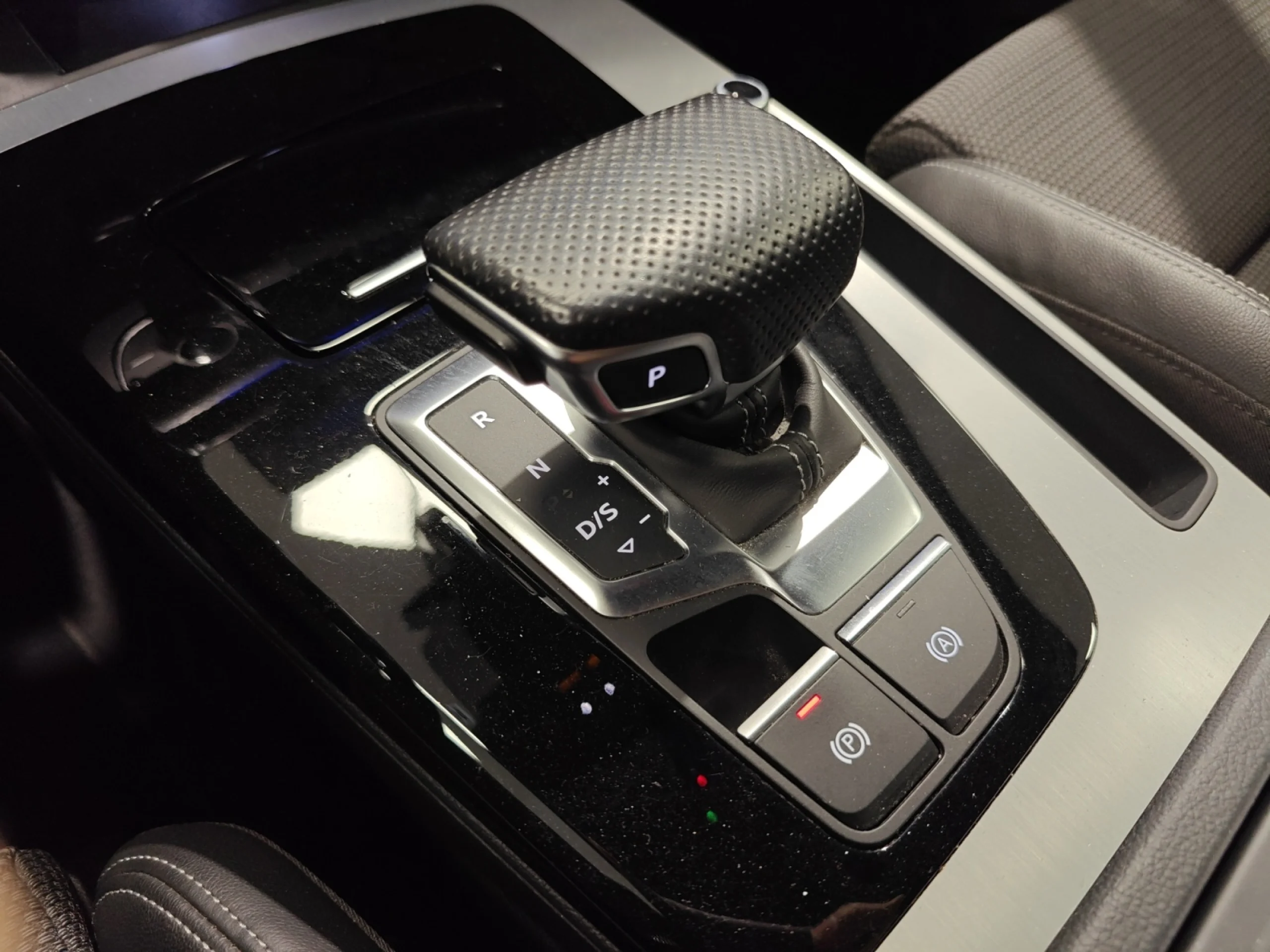 AUDI Q5 SPORTBACK BLACK LINE 35 TDI 120KW S TRONIC - Foto 17