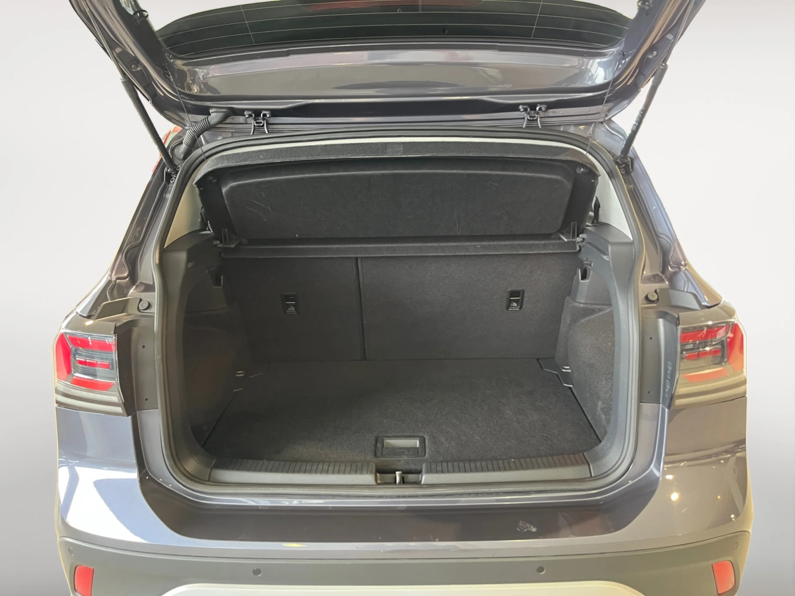 VOLKSWAGEN T CROSS ··MÁS·· 1.0 TSI 85KW (115CV) - Foto 7