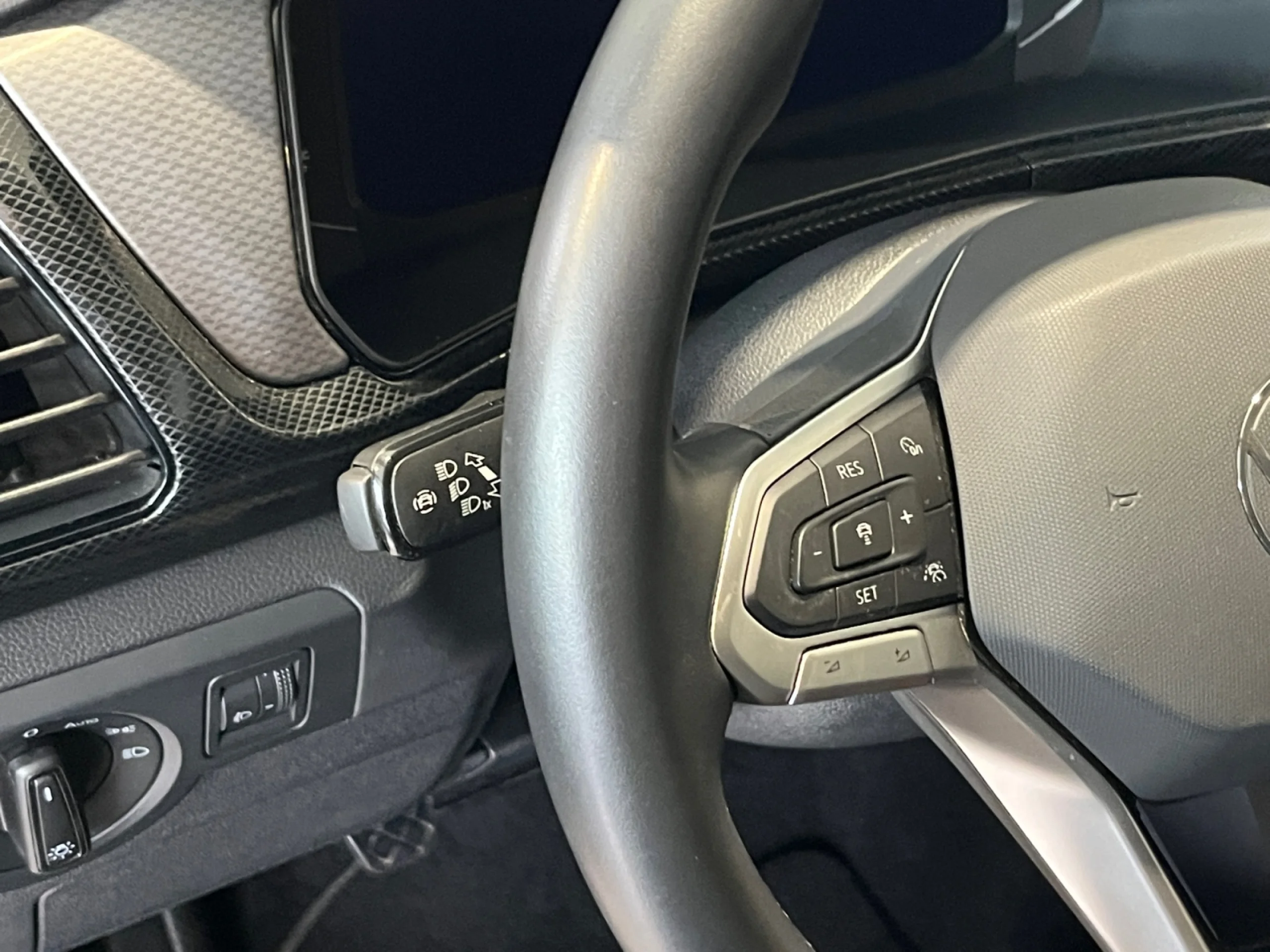 VOLKSWAGEN T CROSS ··MÁS·· 1.0 TSI 85KW (115CV) - Foto 11