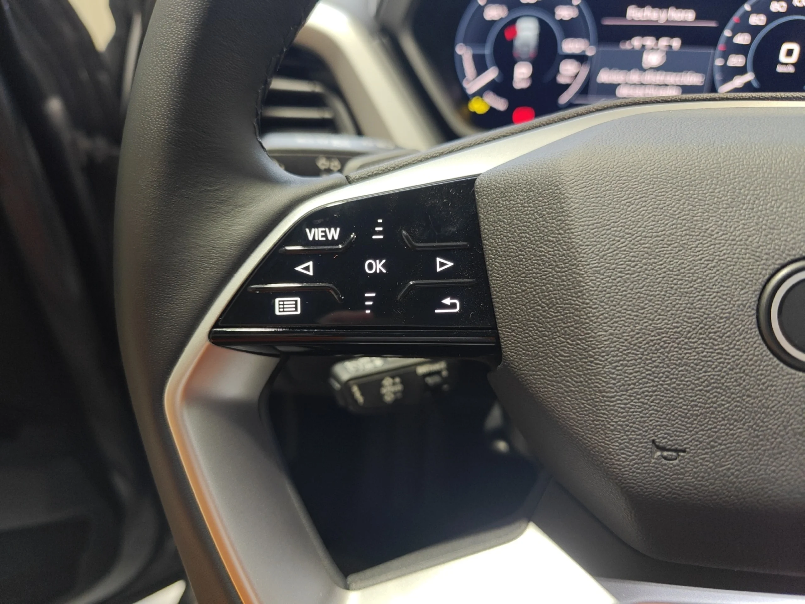 AUDI Q4 SPORTBACK E TRON ADVANCED 40 E TRON 150KW 63KWH - Foto 11