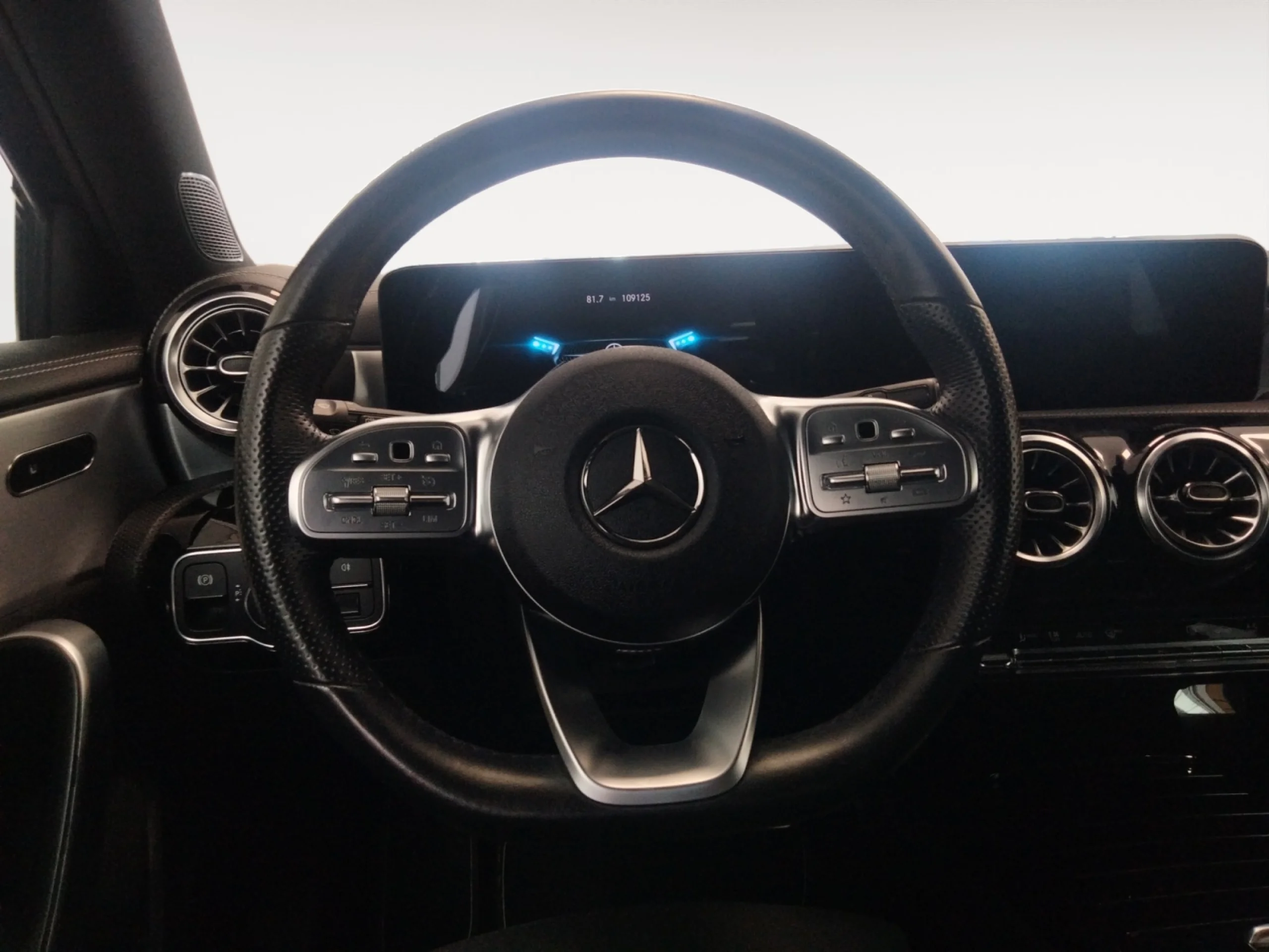 MERCEDES-BENZ CLASE A A 200 D - Foto 11