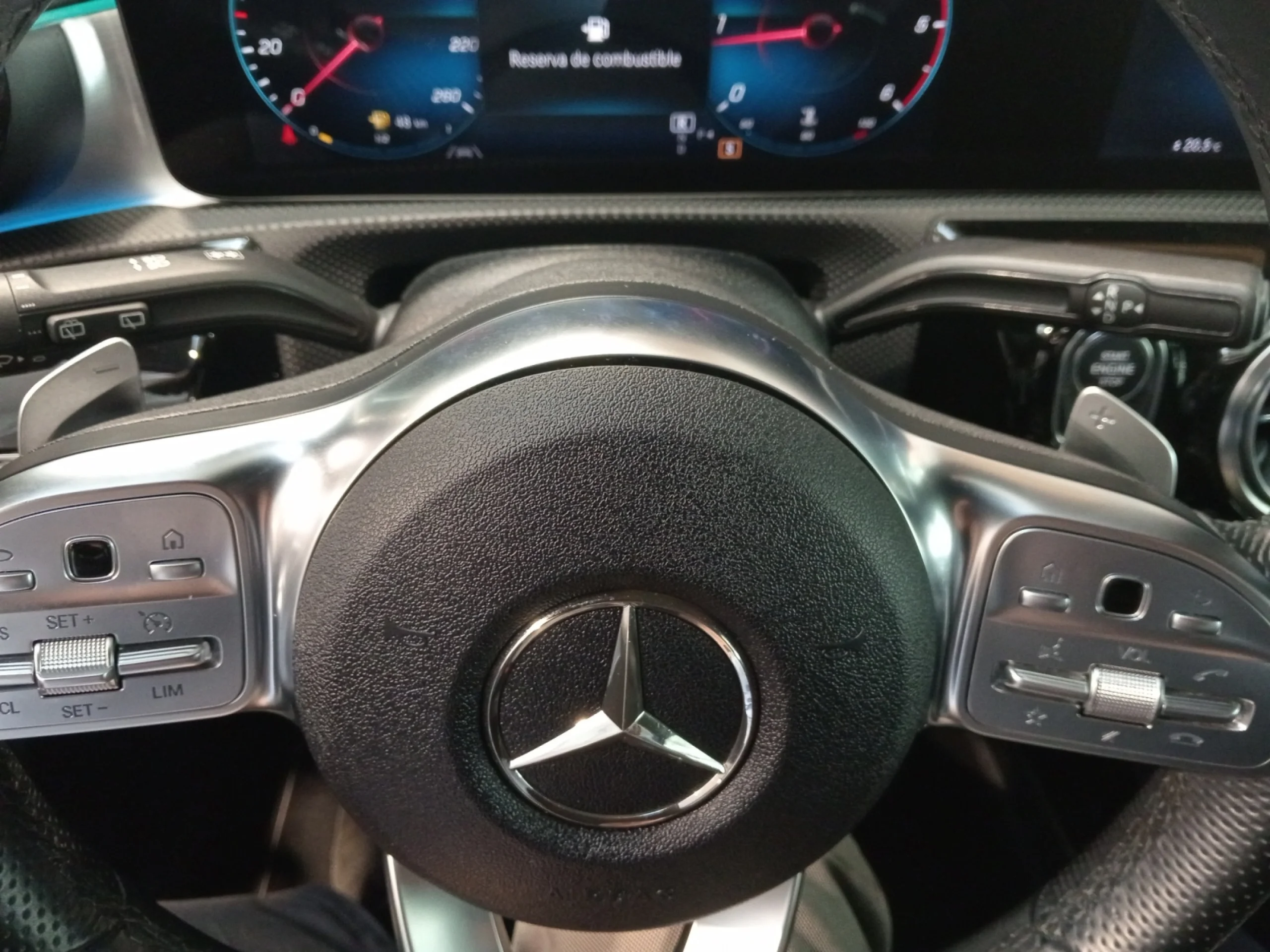 MERCEDES-BENZ CLASE A A 200 D - Foto 21