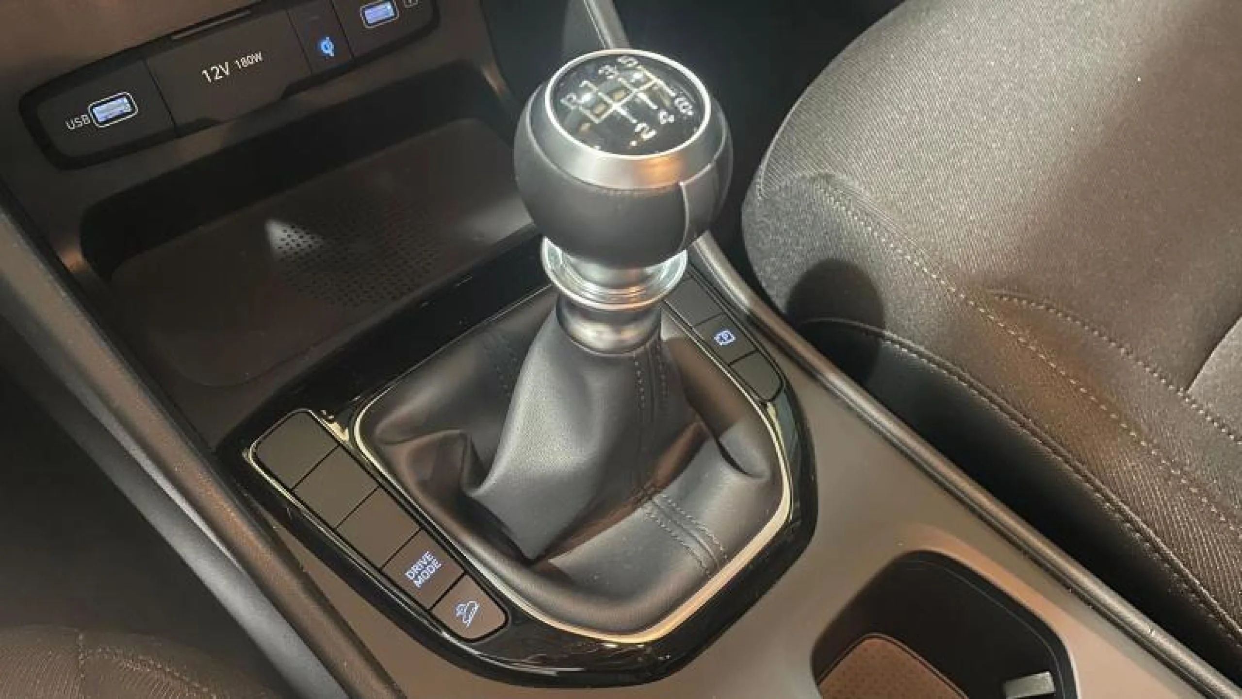 HYUNDAI TUCSON 1.6 TGDI 110KW (150CV) 48V MAXX - Foto 21