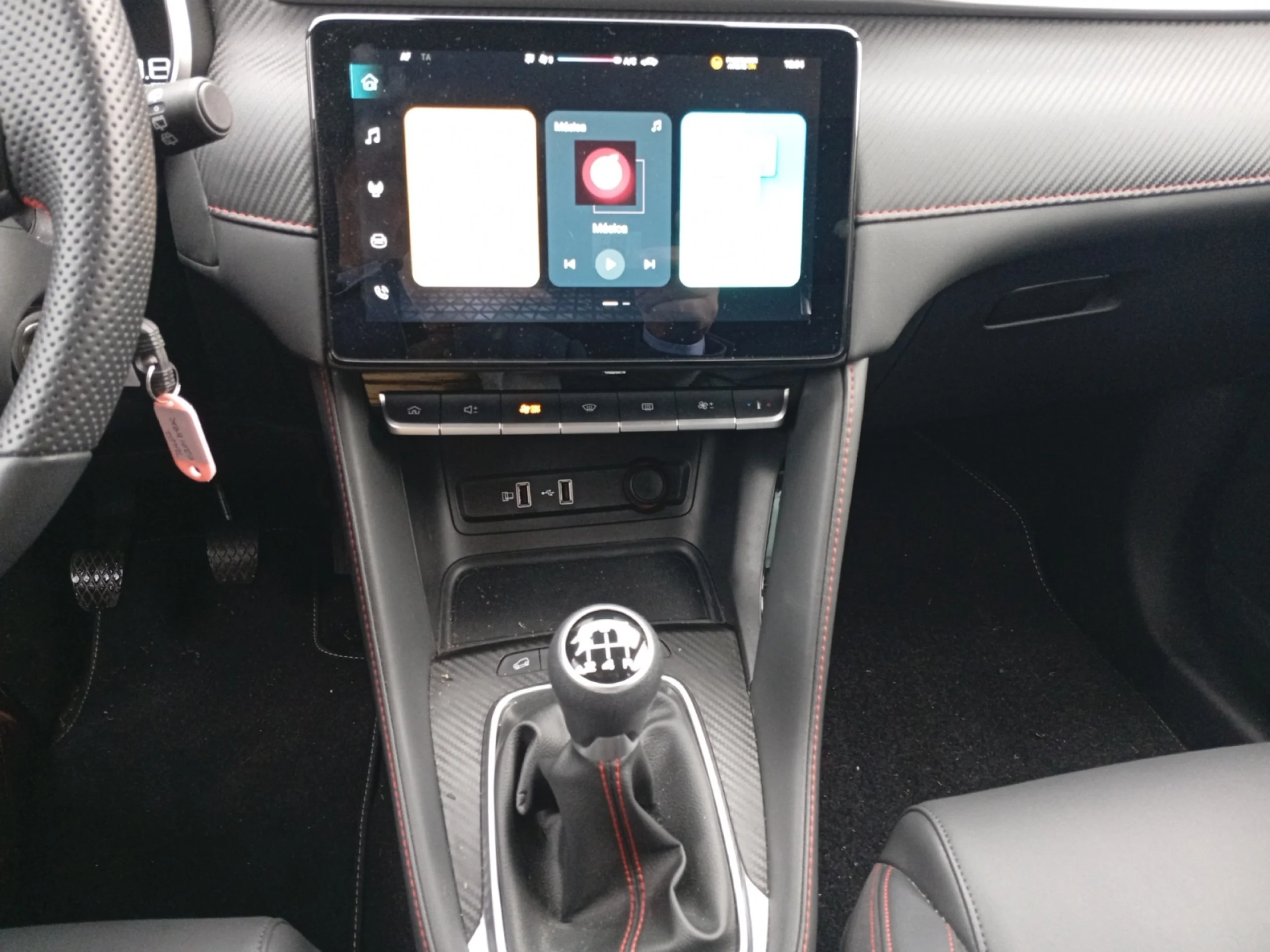 MG Zs 1.5 LUXURY - Foto 11