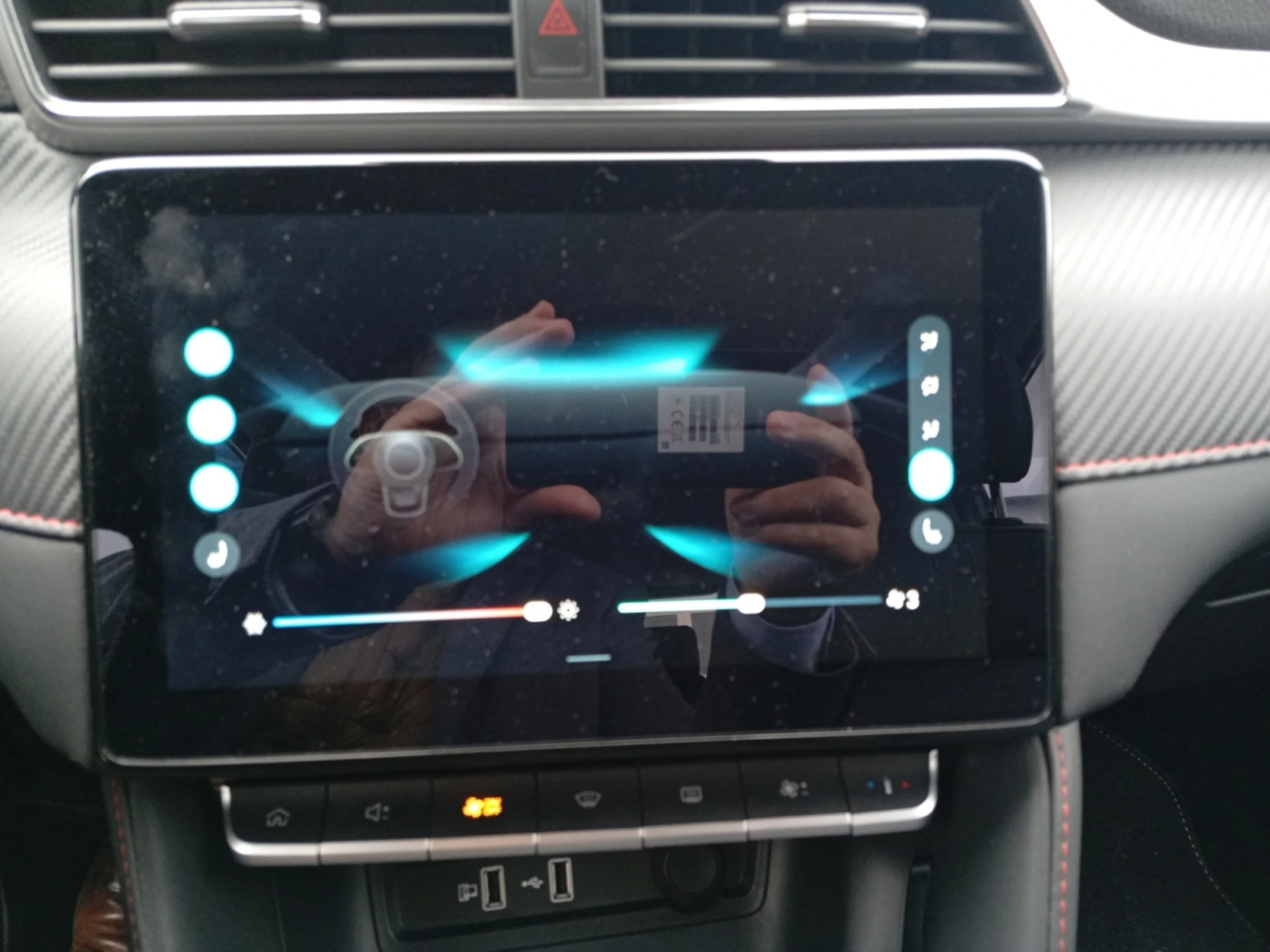 MG Zs 1.5 LUXURY - Foto 14