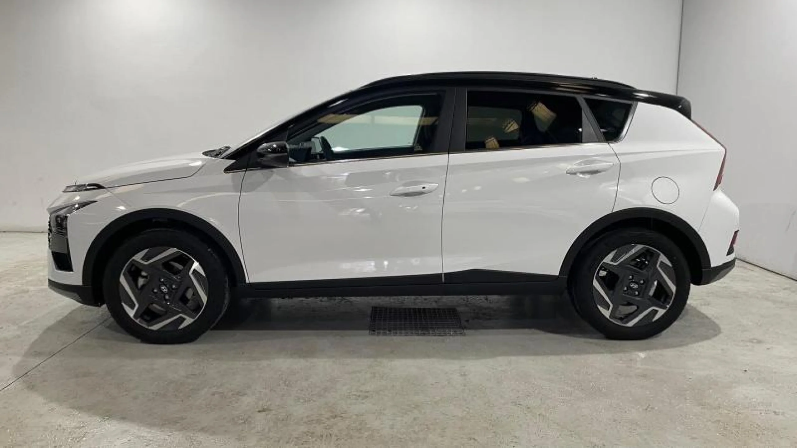 HYUNDAI BAYON 1.0 TGDI 74KW (100CV) 48V TECNO - Foto 2
