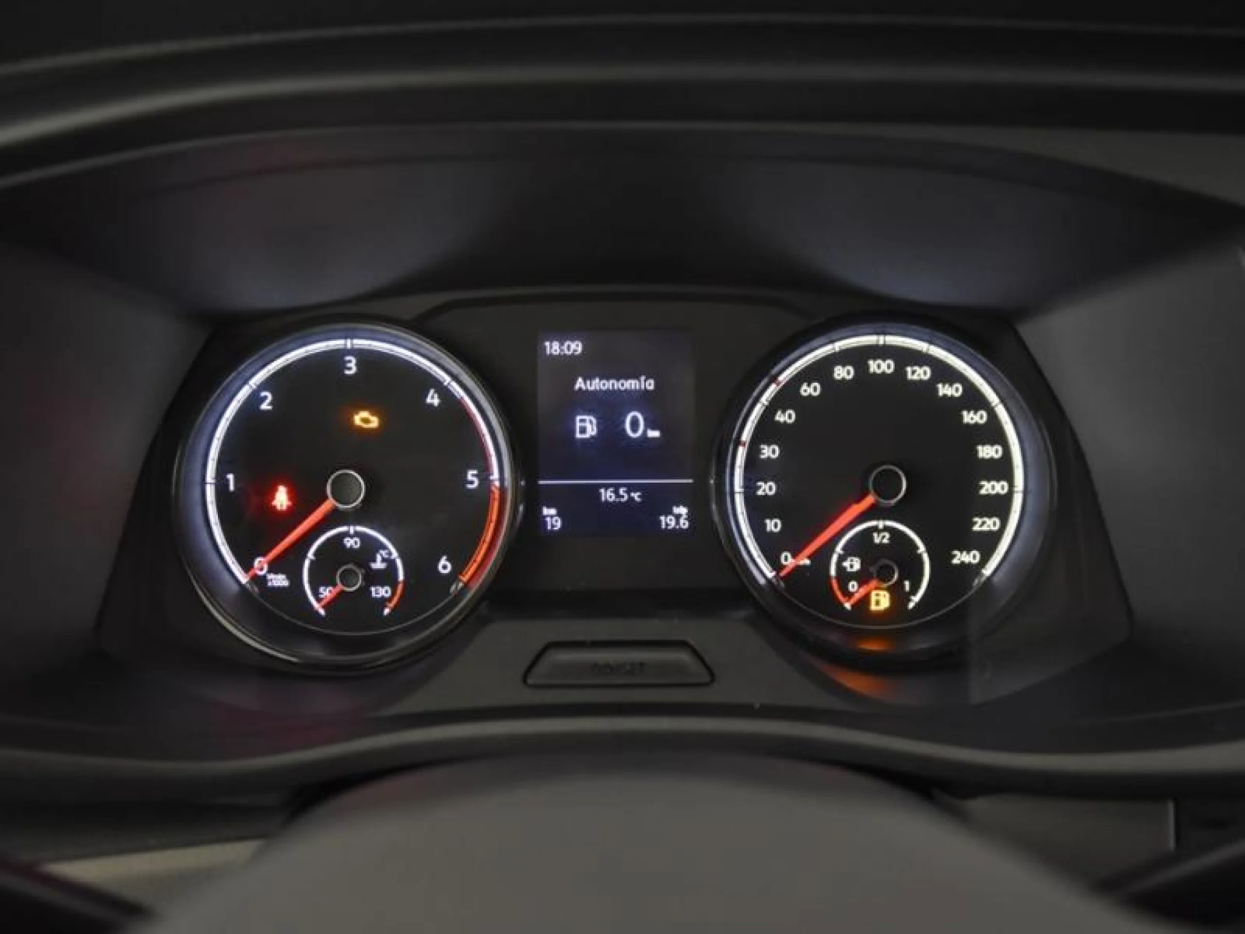 VW COMERCIALES Transporter TRANSPORTER 6.1  FURG N MRW BATALLA CORTA 2.0 TDI 81 KW (110 CV) 5 VEL. 2.800 - Foto 16