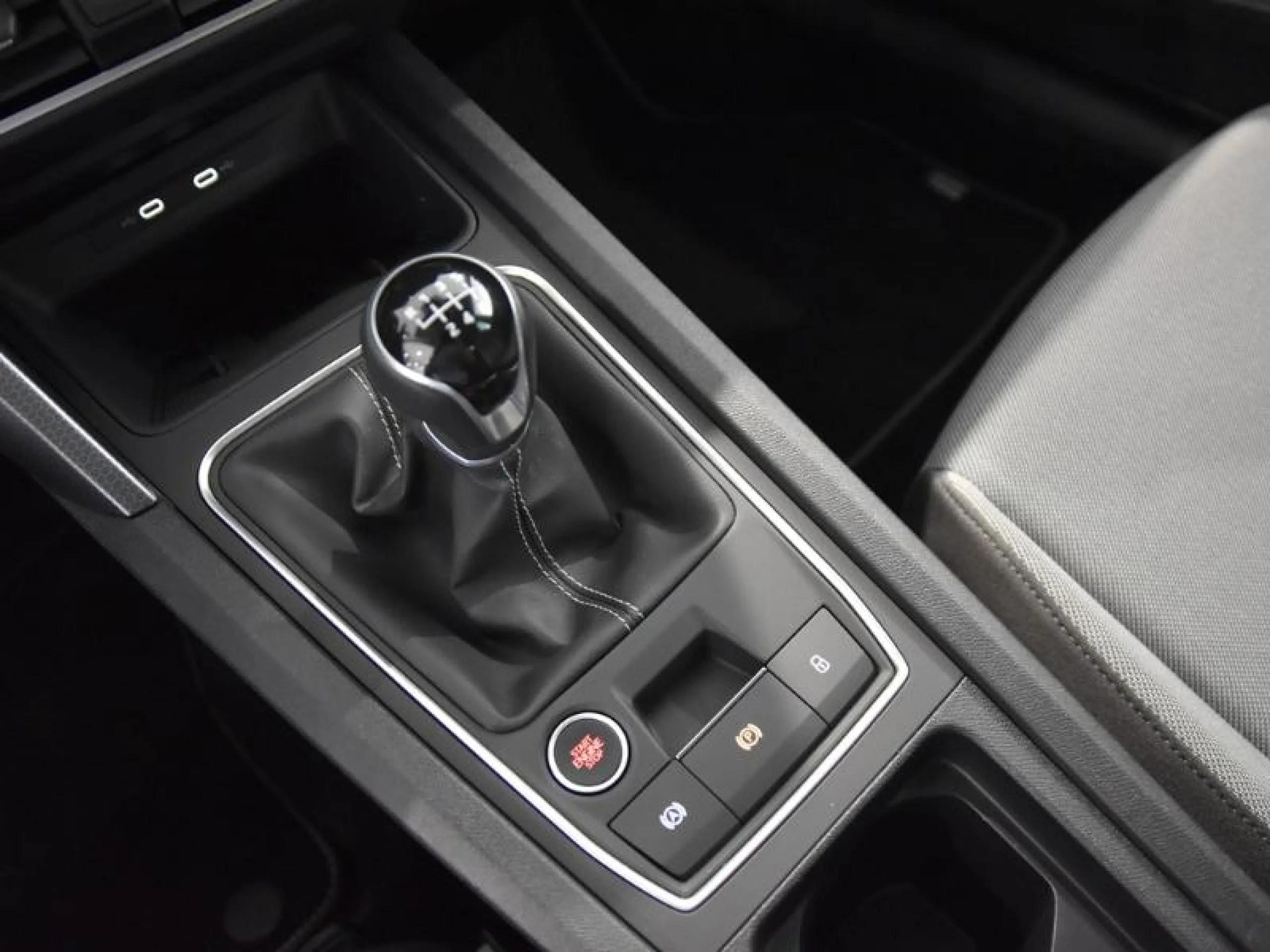 SEAT LEON 2.0 TDI 85KW STYLE XL - Foto 10