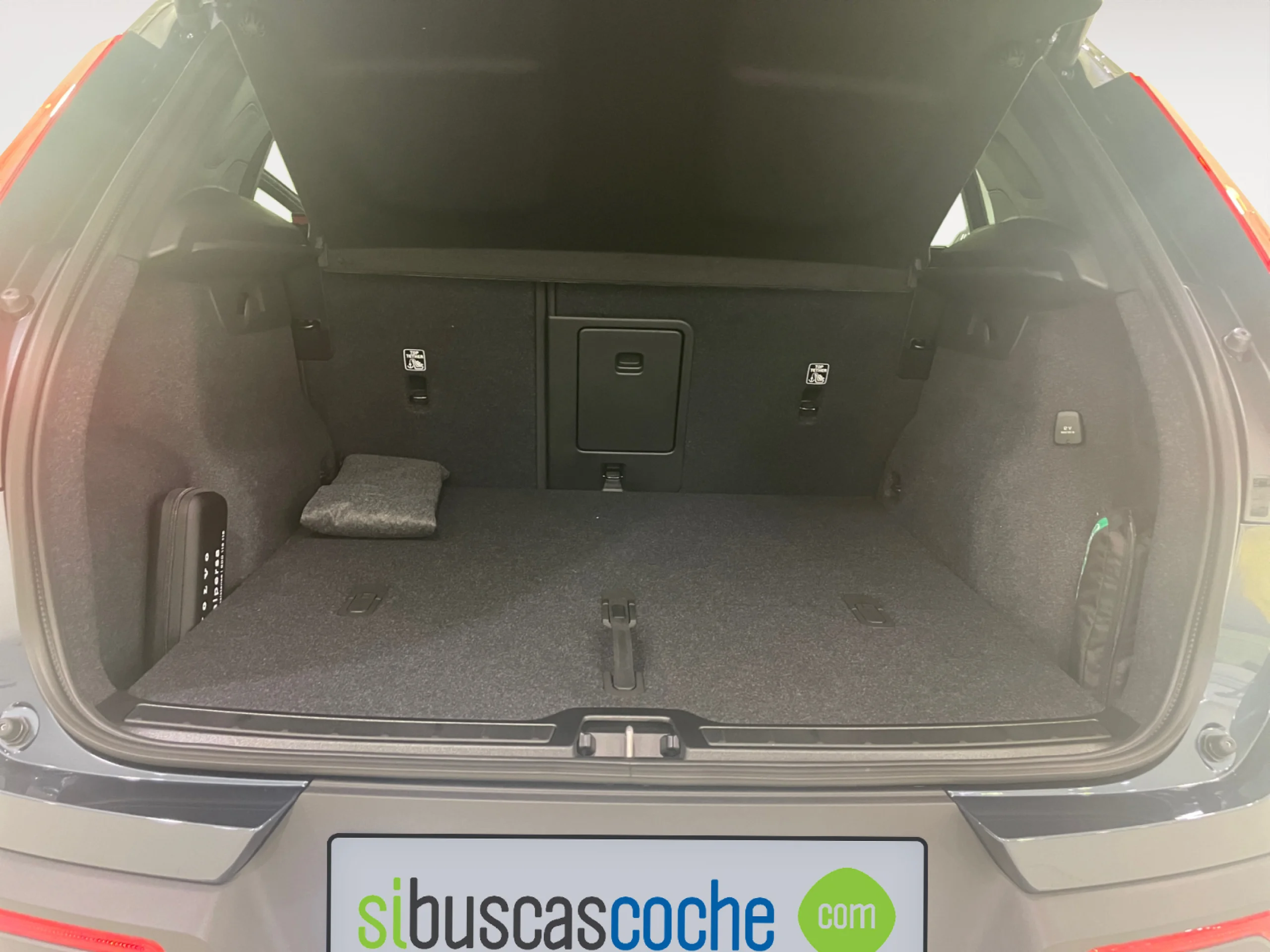 VOLVO XC40 2.0 B3 G BLACK EDITION ULTRA AUTO - Foto 8