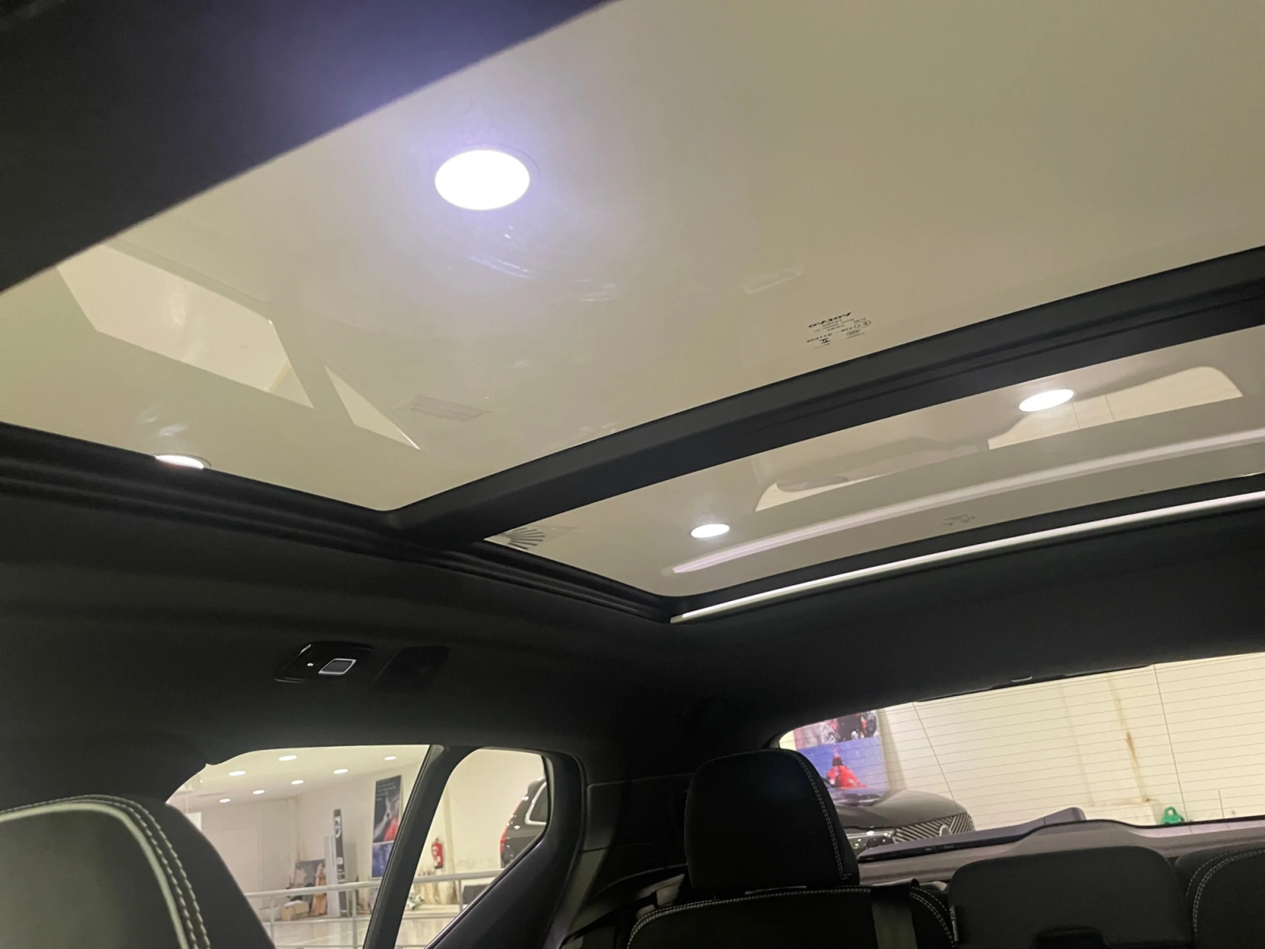 VOLVO XC40 2.0 B3 G BLACK EDITION ULTRA AUTO - Foto 10