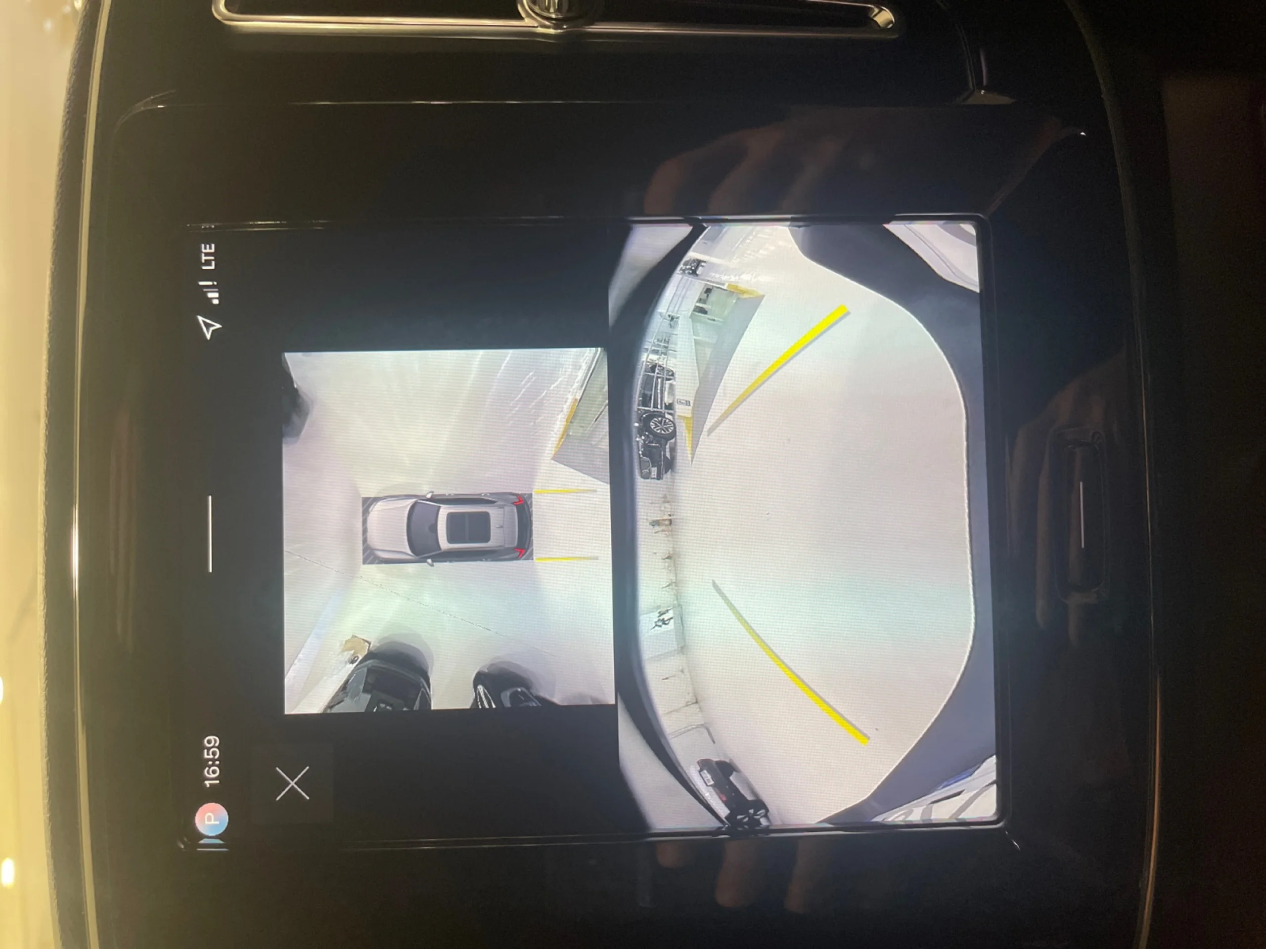 VOLVO XC40 2.0 B3 G BLACK EDITION ULTRA AUTO - Foto 12