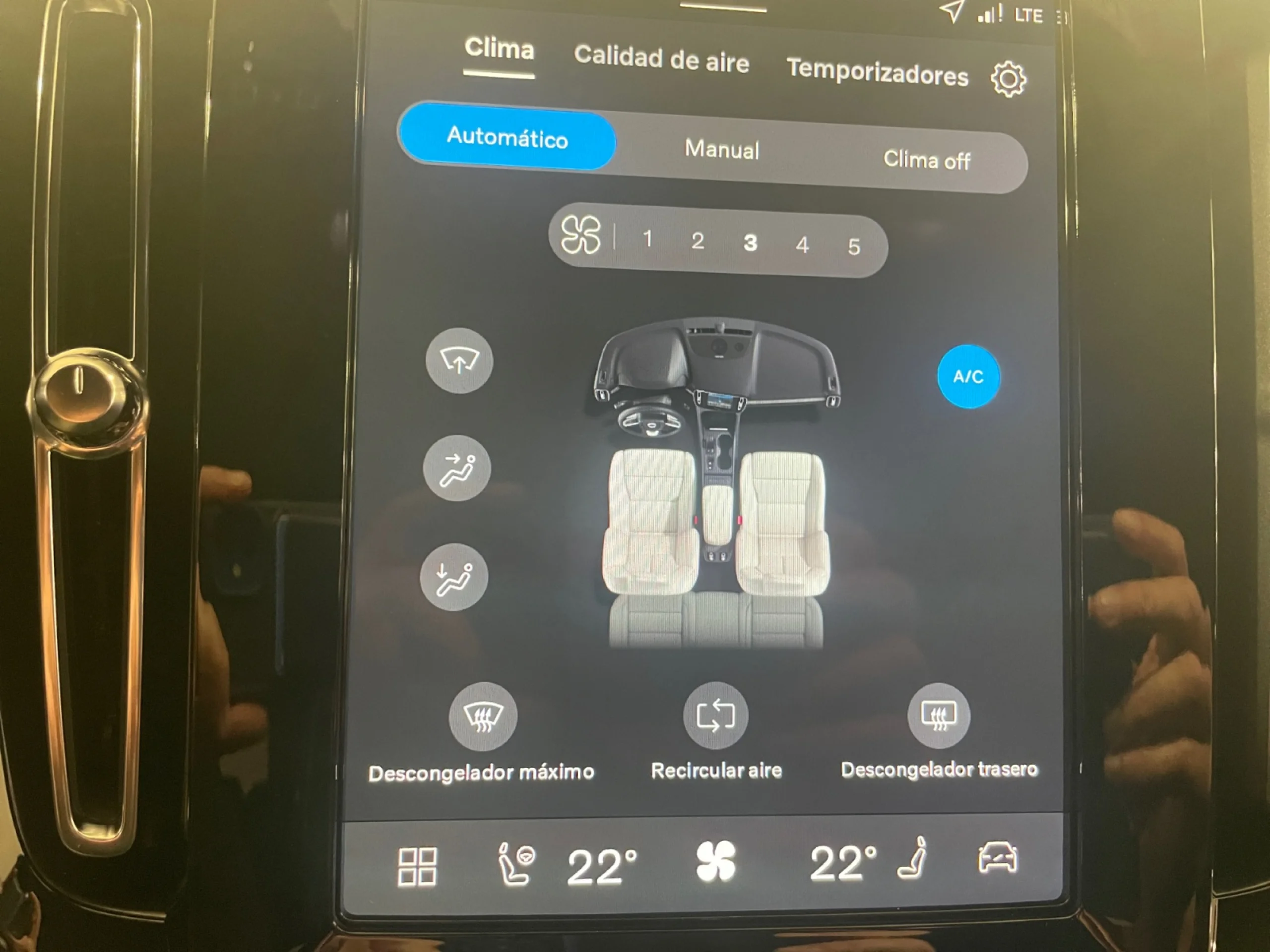 VOLVO XC40 2.0 B3 G BLACK EDITION ULTRA AUTO - Foto 16