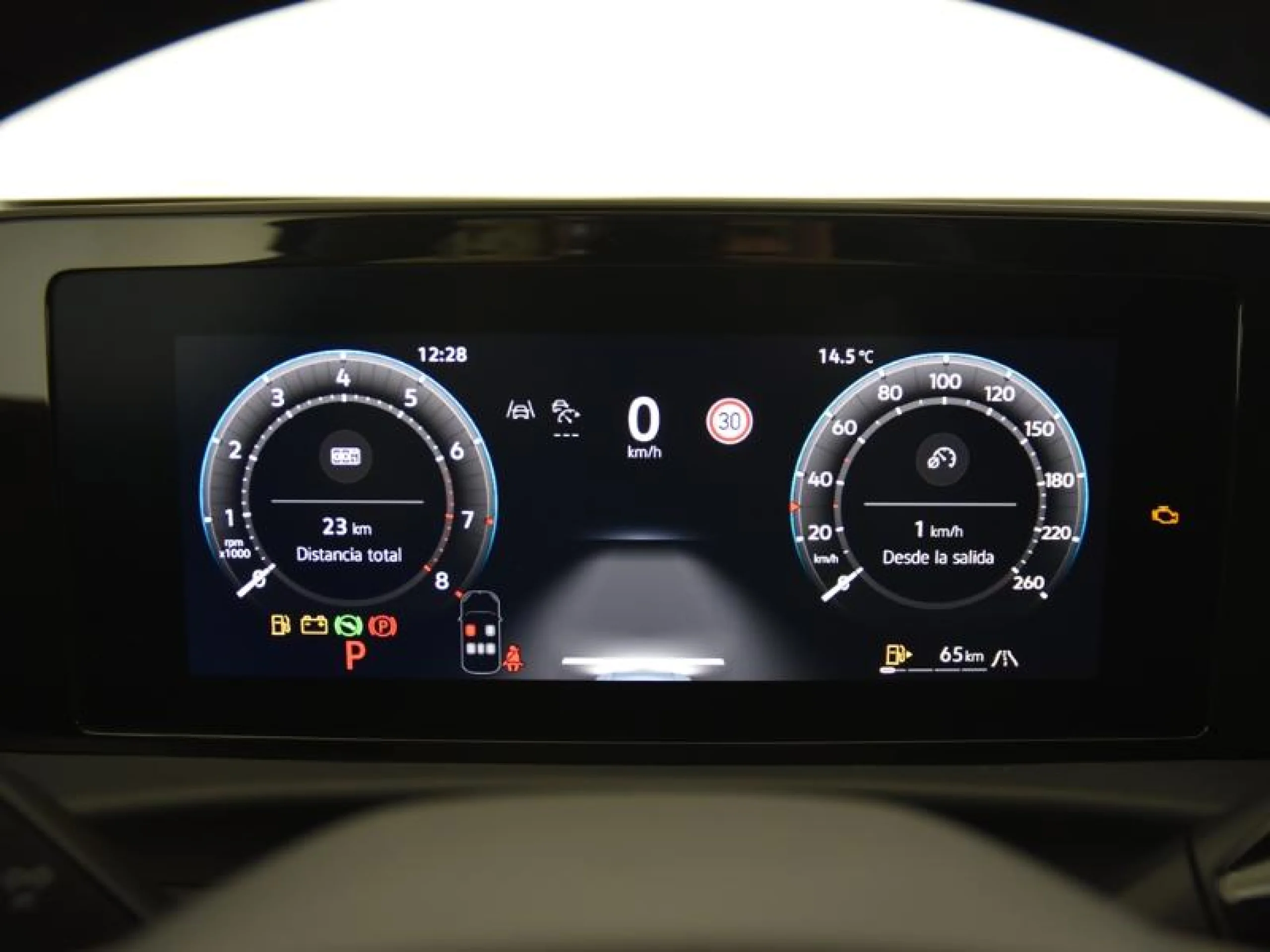 VOLKSWAGEN T ROC T ROC R LINE 1ST EDITION 1.5 ETSI 110 KW (150 CV)  AUTOMÁTICO DSG 7 VEL. - Foto 17