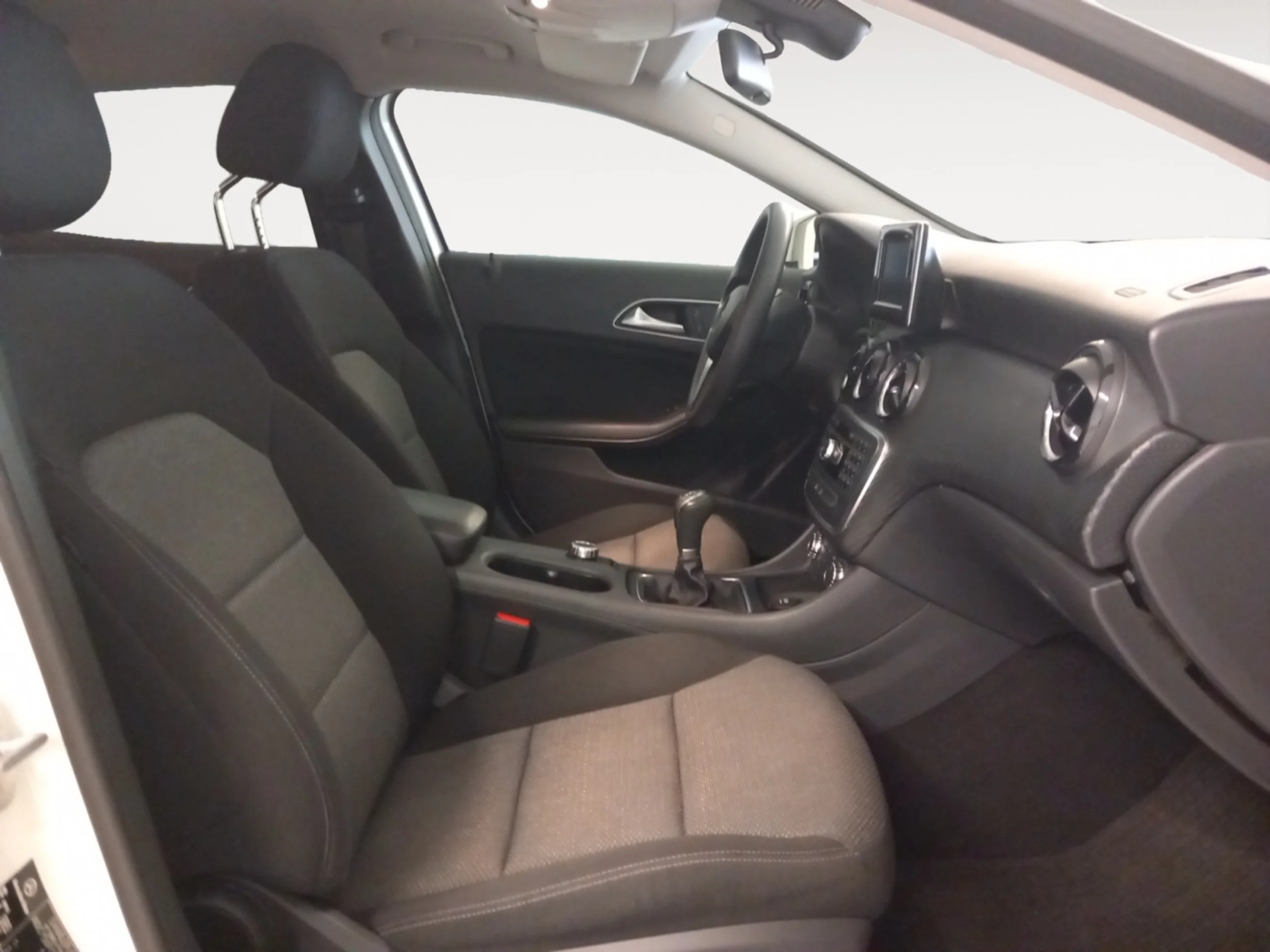 MERCEDES-BENZ Clase gla 180 CDI STYLE 102CV 6VEL - Foto 5