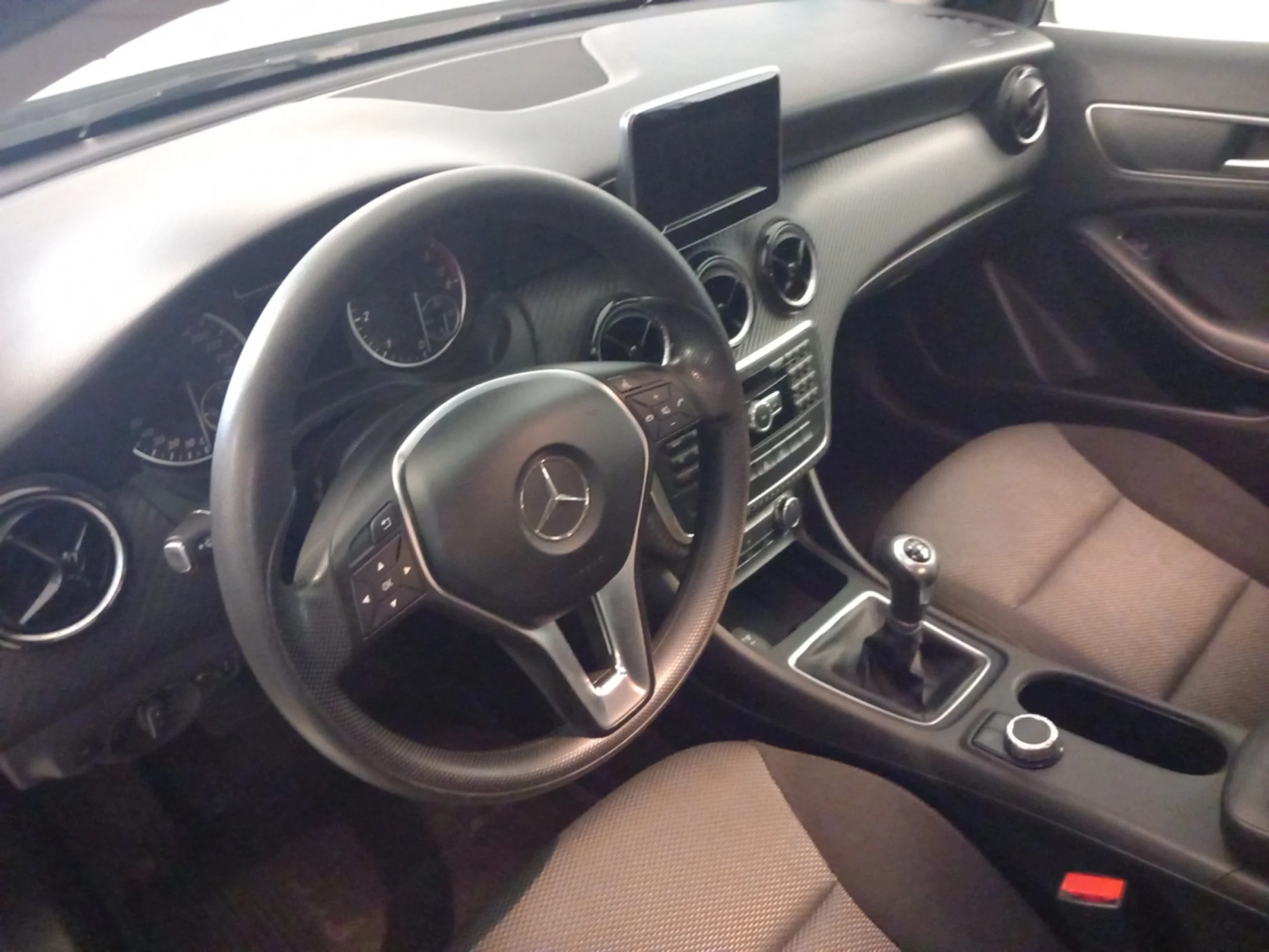 MERCEDES-BENZ Clase gla 180 CDI STYLE 102CV 6VEL - Foto 9