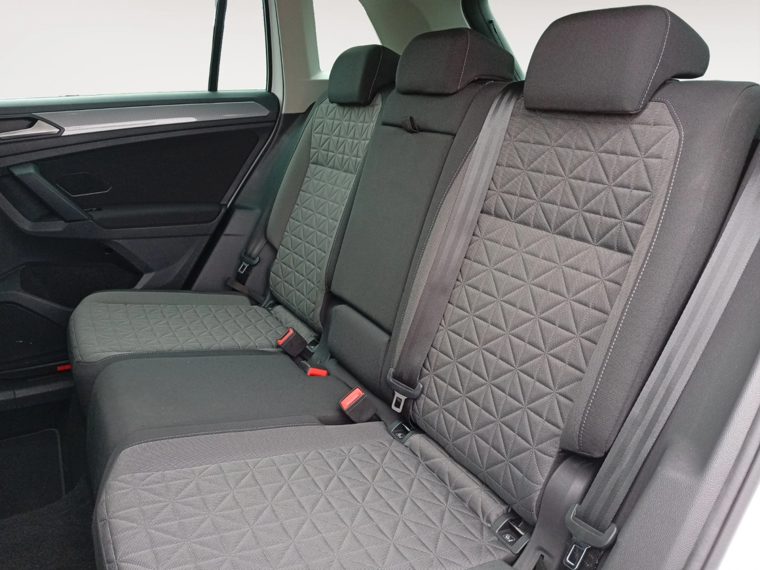 VOLKSWAGEN TIGUAN LIFE 2.0 TDI 110KW (150CV) DSG - Foto 6