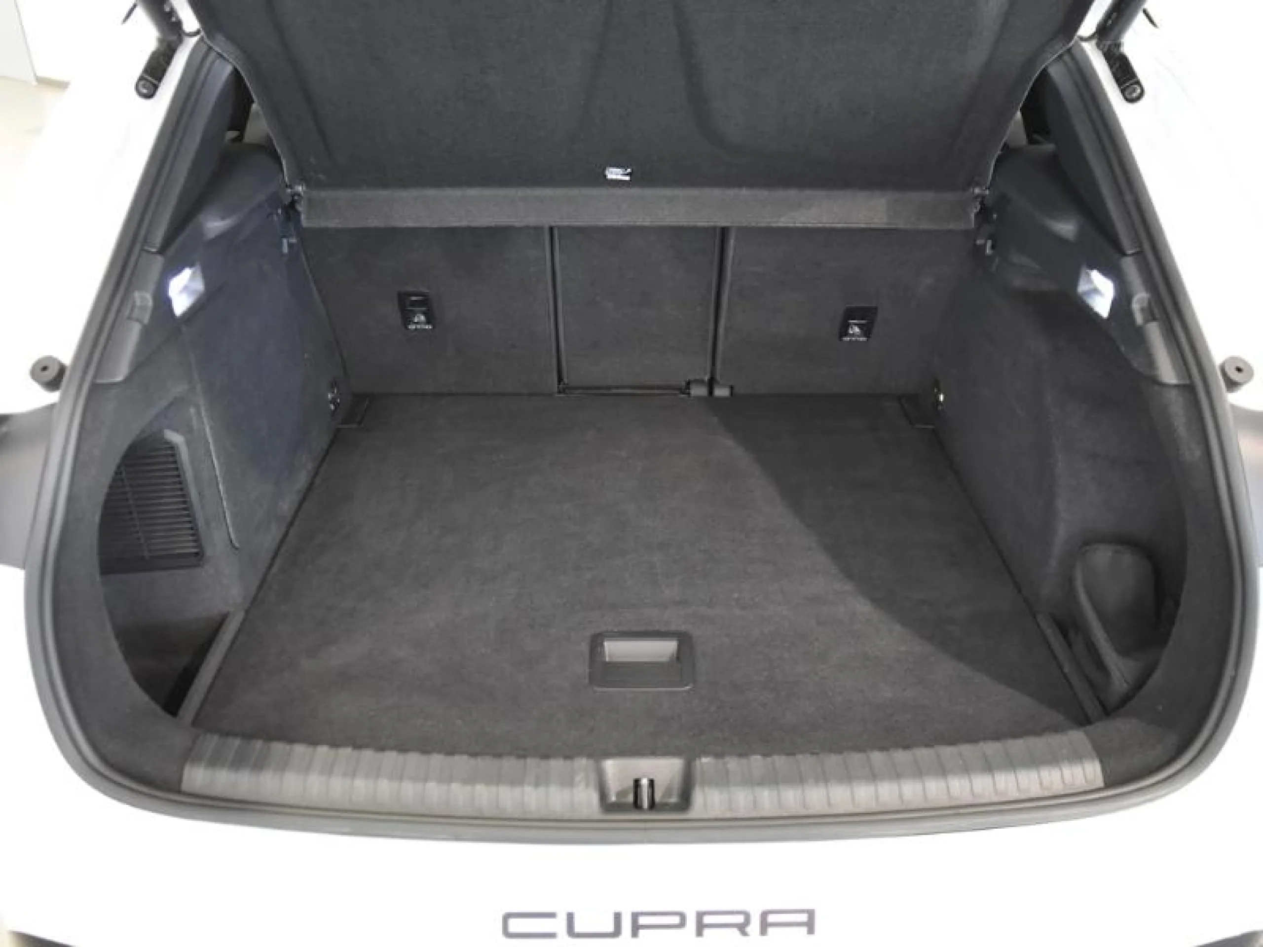 CUPRA TERRAMAR 1.5 TSI E HYBRID 150KW (204 CV) DSG - Foto 7