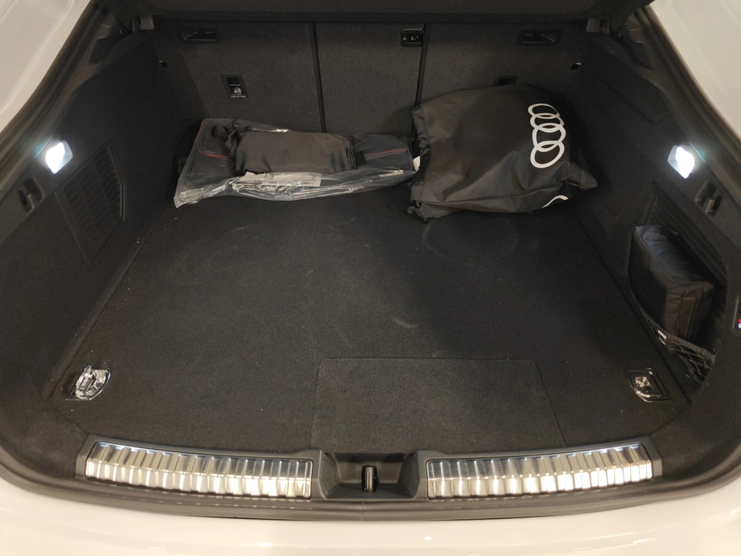 AUDI A5 E HYBRID QUATTRO 220KW(299CV) BLACK LINE - Foto 7