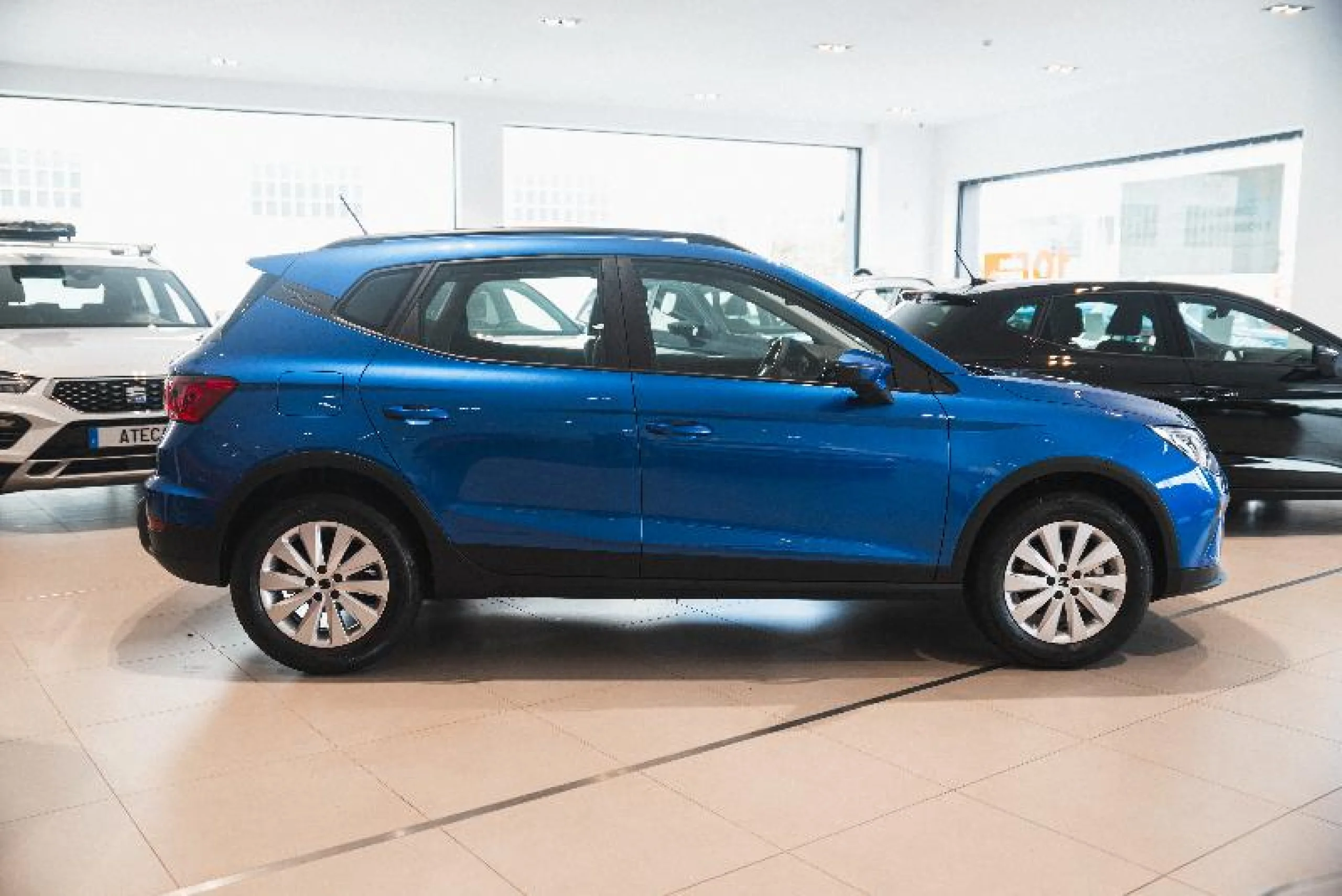 SEAT ARONA 1.0 TSI 81KW (110CV) STYLE XL - Foto 2
