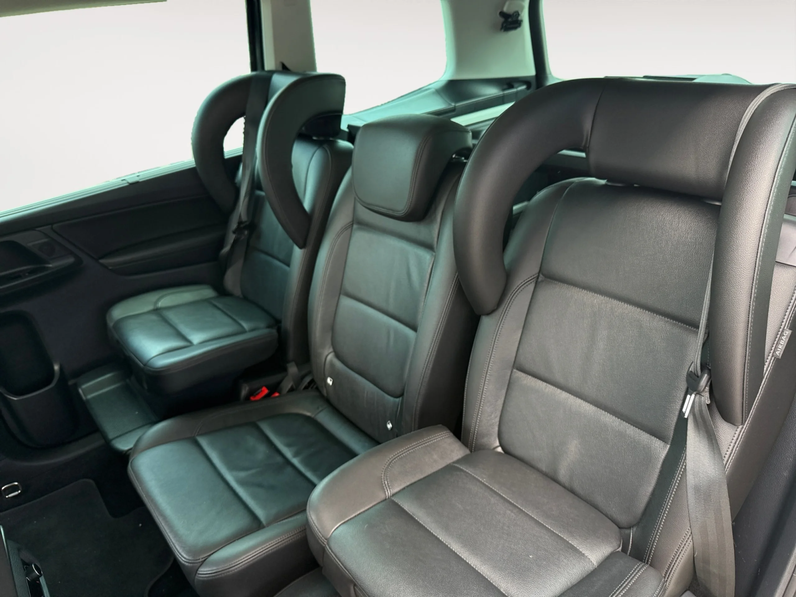 VOLKSWAGEN SHARAN 1 MILLION 2.0 TDI 130KW (177CV) DSG - Foto 6