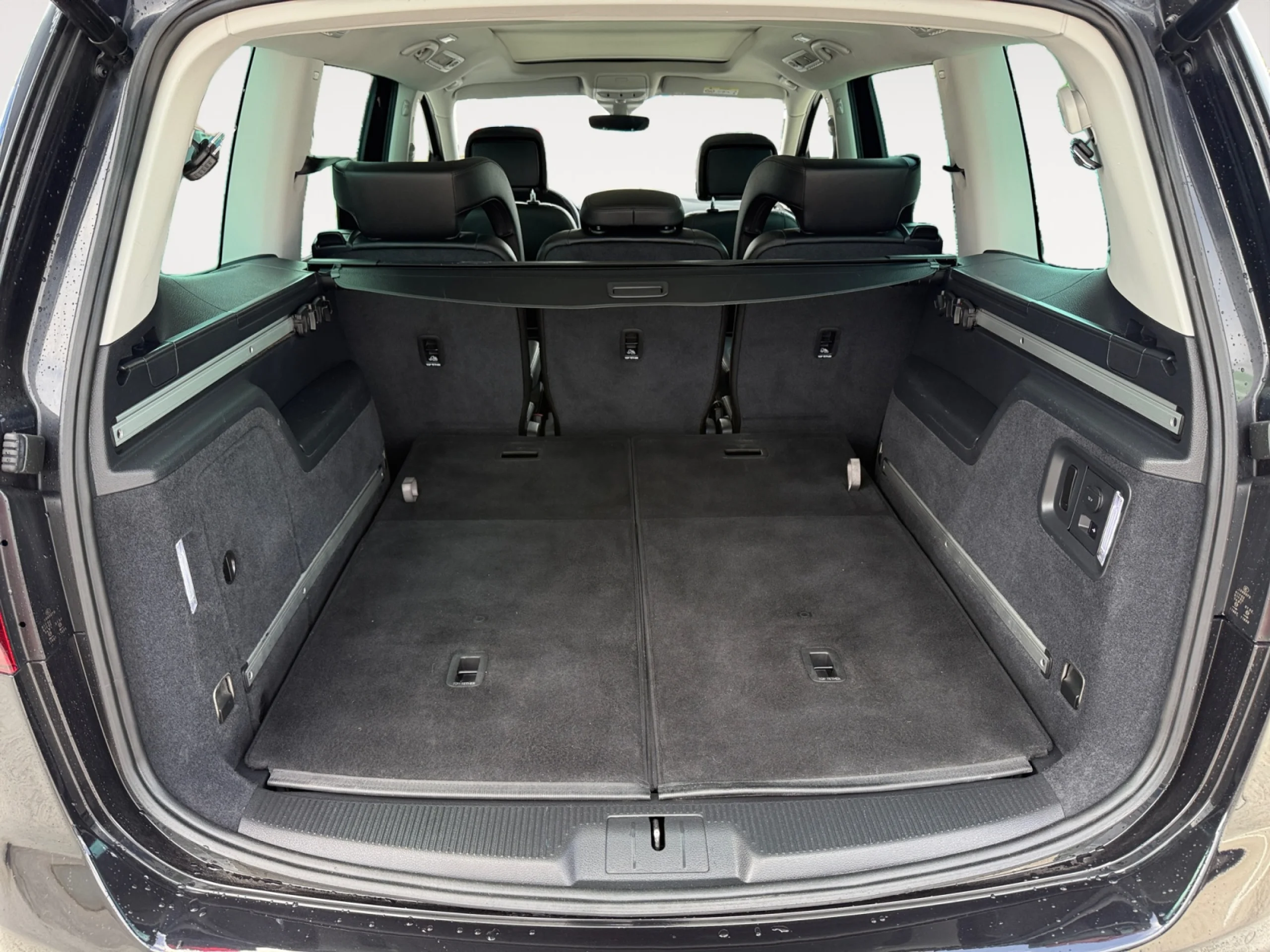 VOLKSWAGEN SHARAN 1 MILLION 2.0 TDI 130KW (177CV) DSG - Foto 7