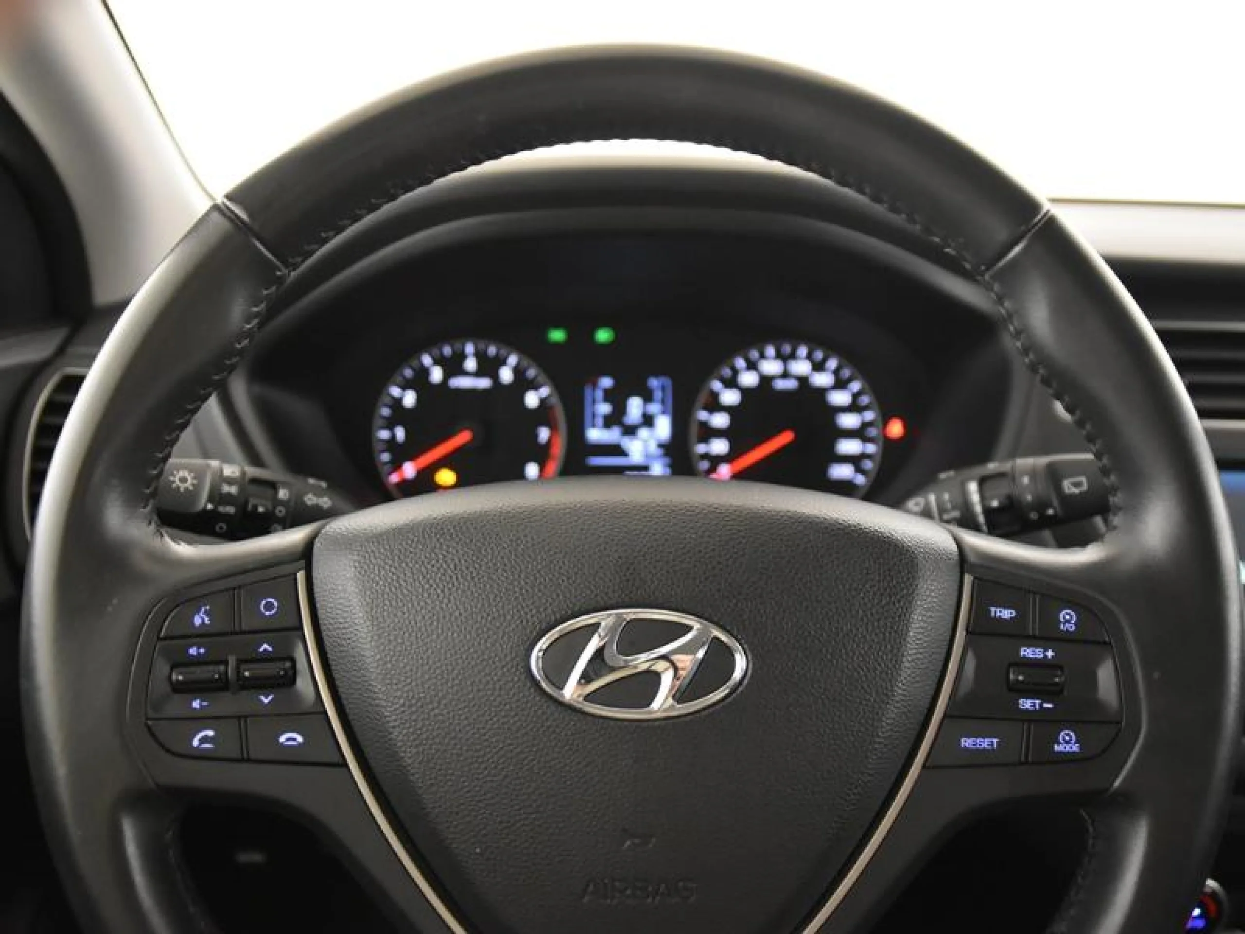 HYUNDAI I20 ACTIVE 1.0 TGDI 74KW (100CV) TECNO 2C - Foto 13