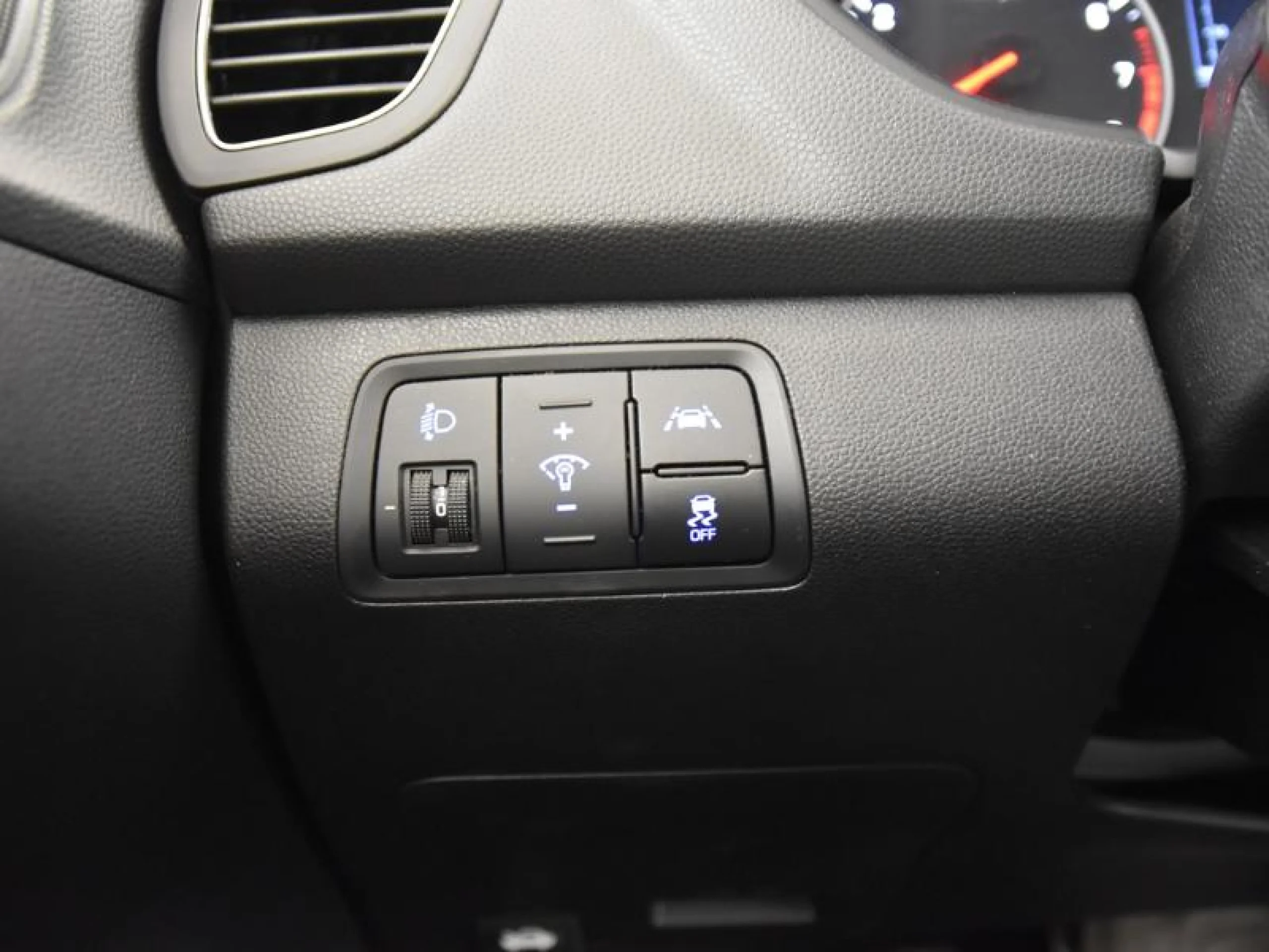 HYUNDAI I20 ACTIVE 1.0 TGDI 74KW (100CV) TECNO 2C - Foto 17