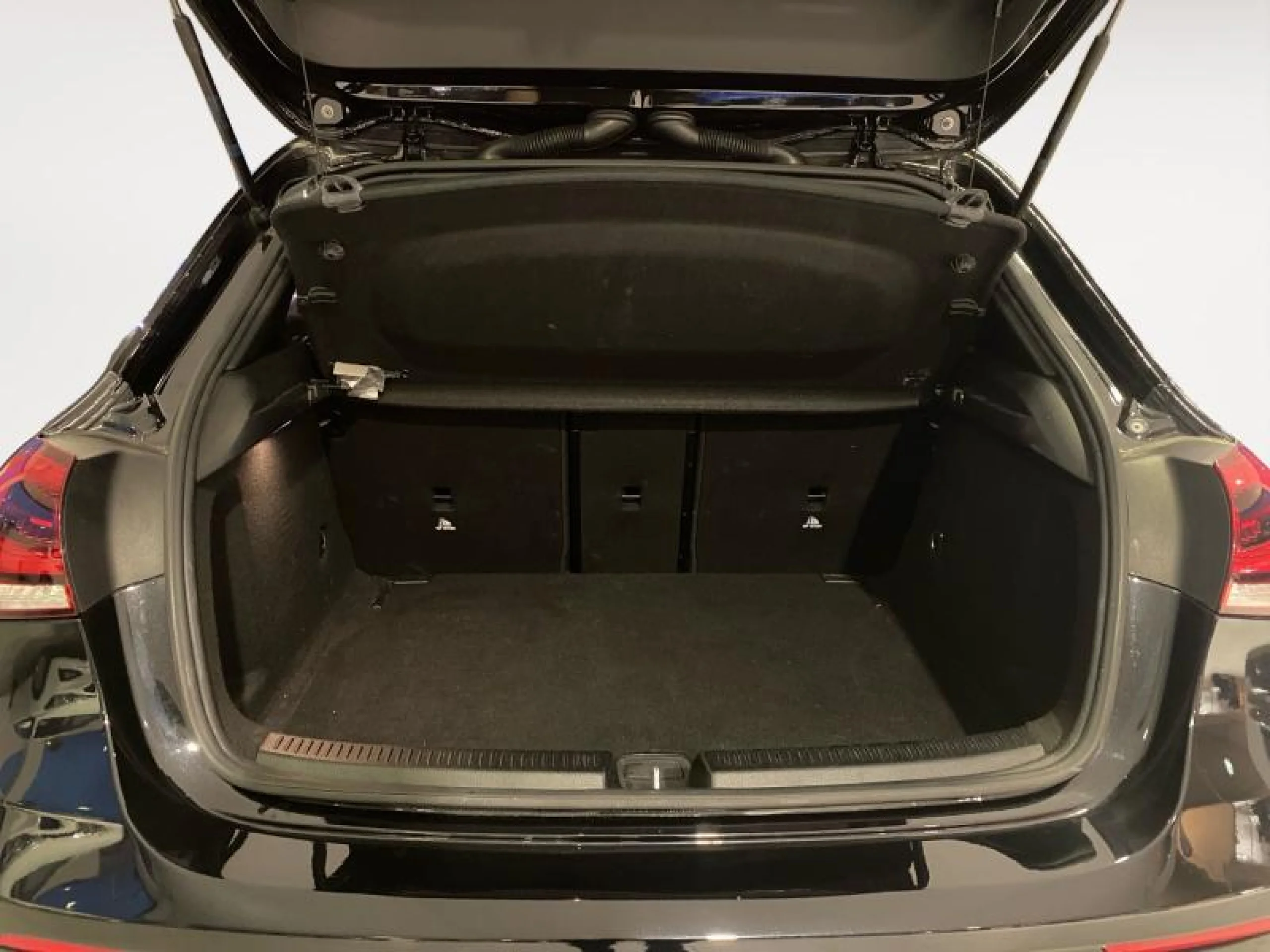 MERCEDES-BENZ CLASE A A 200 D - Foto 7