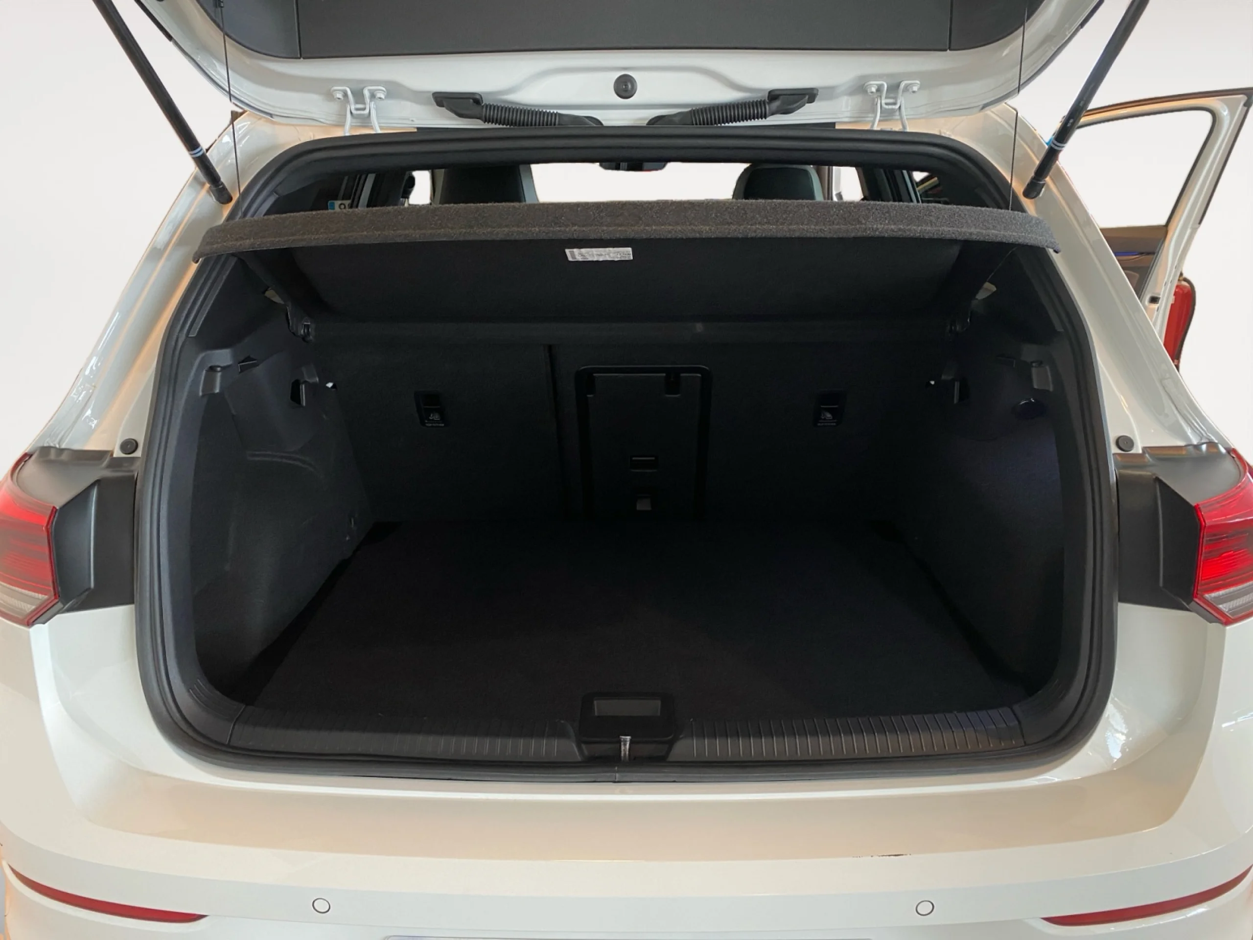 VOLKSWAGEN GOLF R LINE 1.5 ETSI 110KW (150CV) DSG - Foto 7