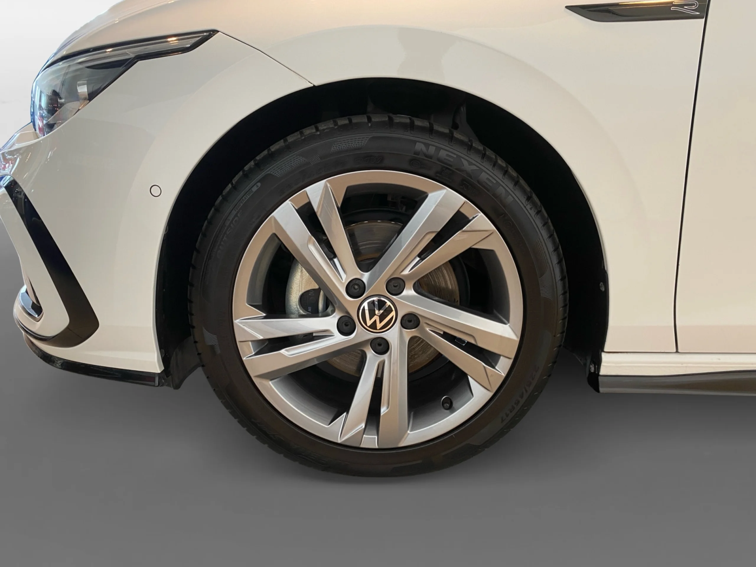 VOLKSWAGEN GOLF R LINE 1.5 ETSI 110KW (150CV) DSG - Foto 8