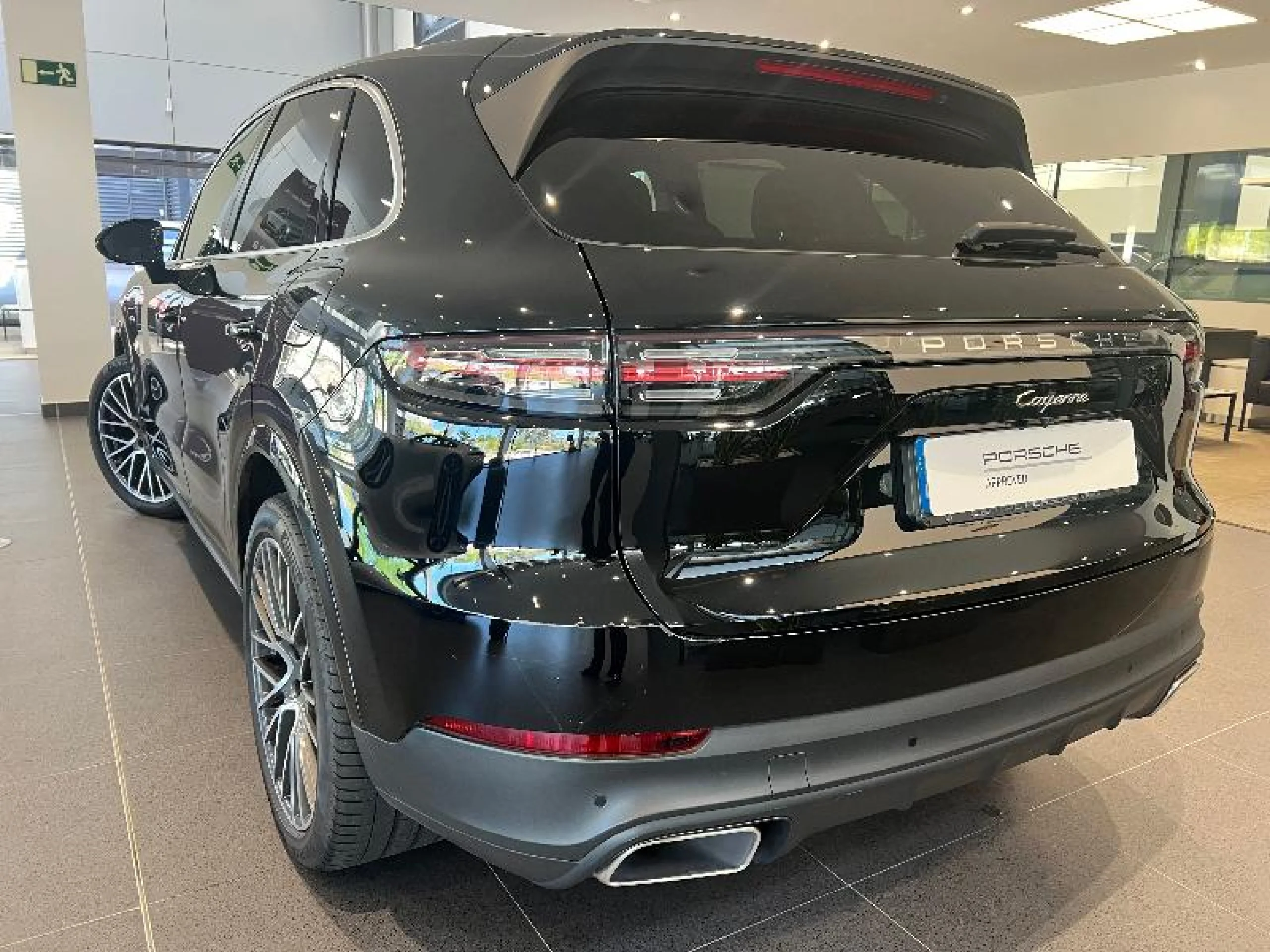PORSCHE CAYENNE E HYBRID - Foto 4