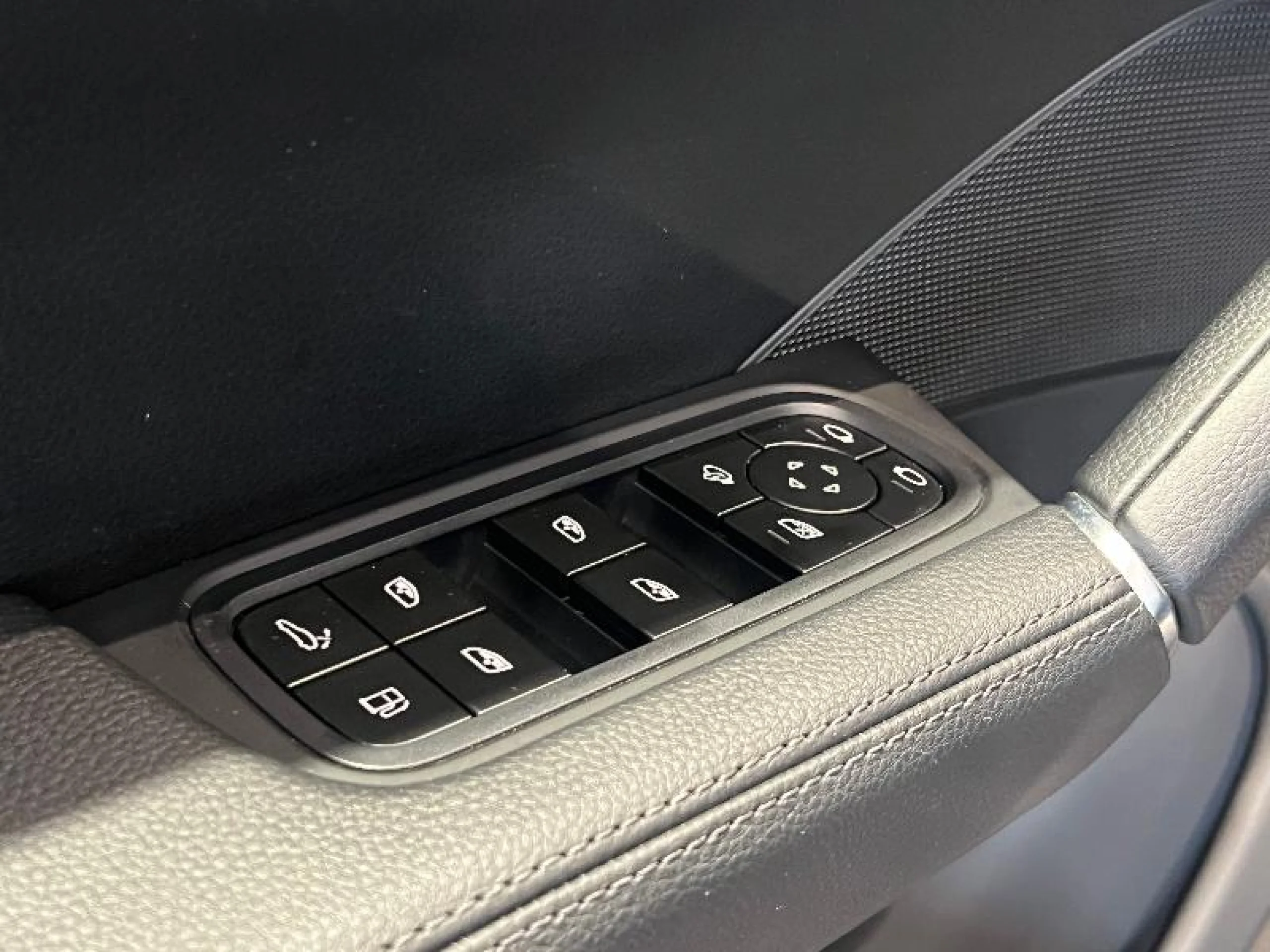 PORSCHE CAYENNE E HYBRID - Foto 29